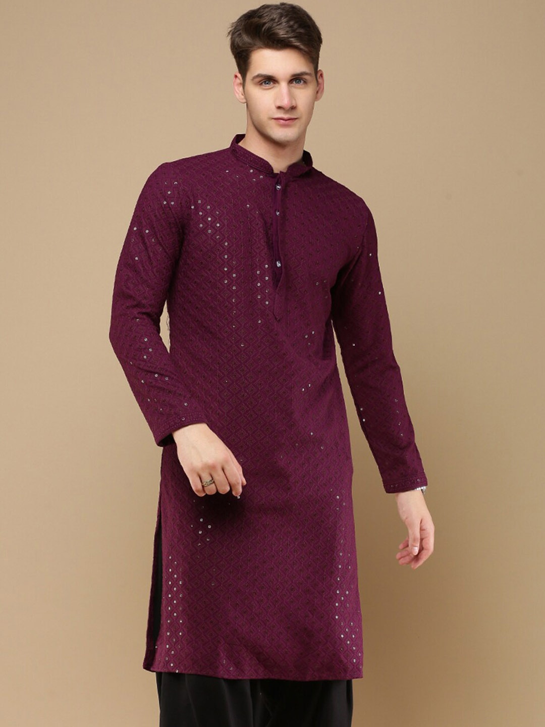 

Sanwara Men Thread Work Summer Sheers Kurta, Red