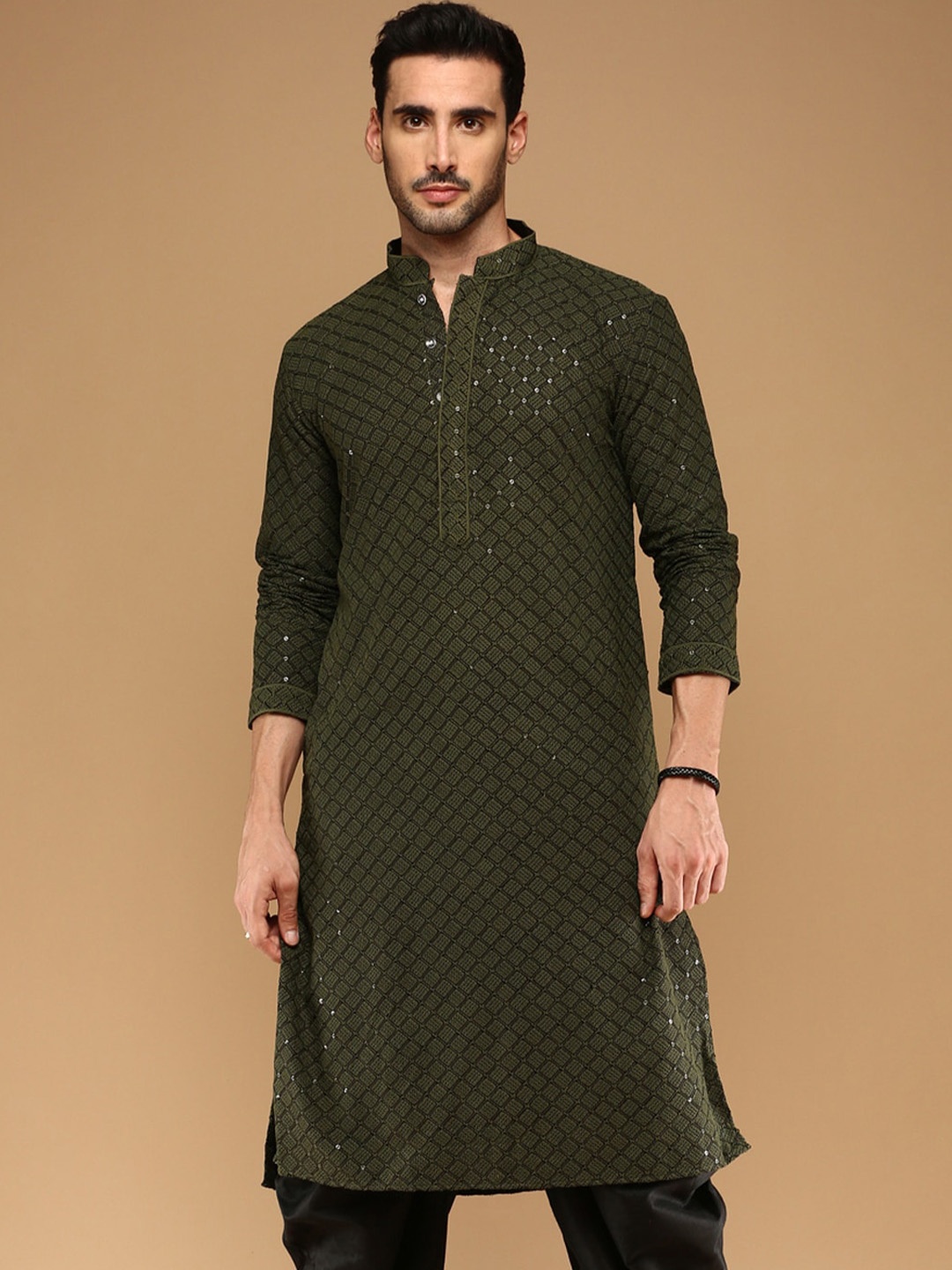 

Sanwara Men Thread Work Summer Sheers Kurta, Green
