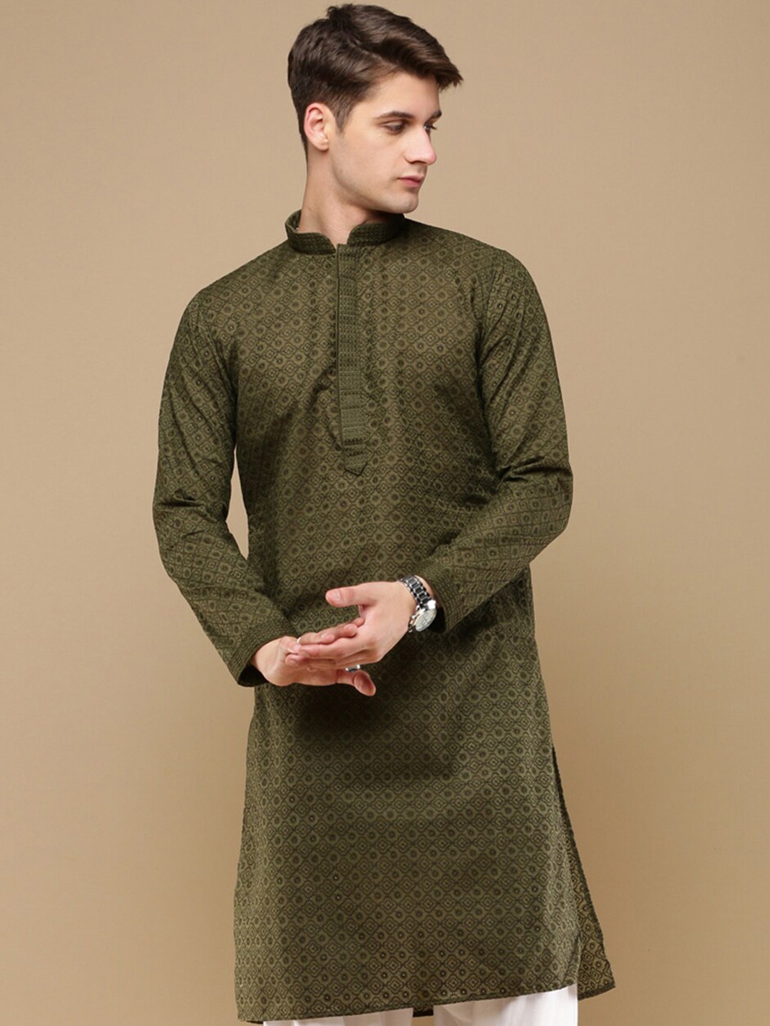 

Sanwara Men Geometric Embroidered Summer Sheers Kurta, Green