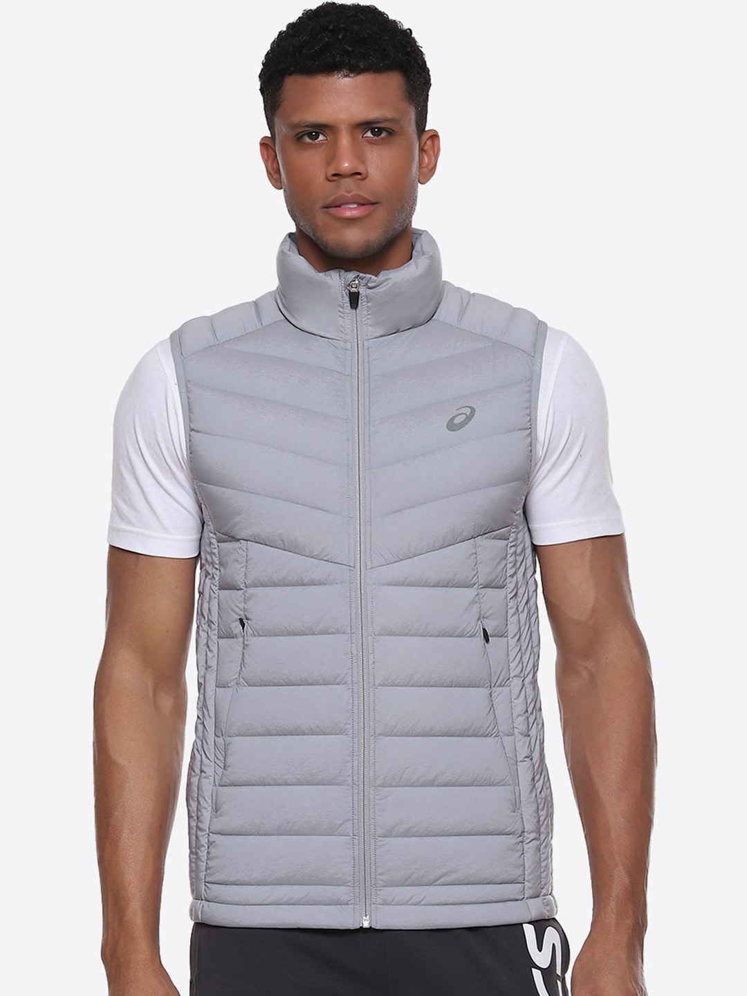 

ASICS Lightweight Down Vest, Grey