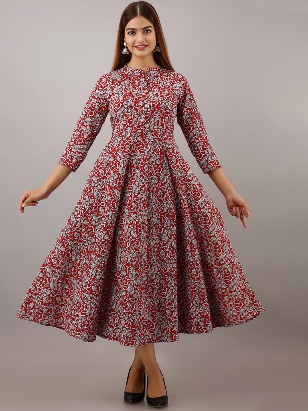 

BAIRAJ Women Floral Printed Flared Sleeves Thread Work Floral Anarkali Kurta, Red