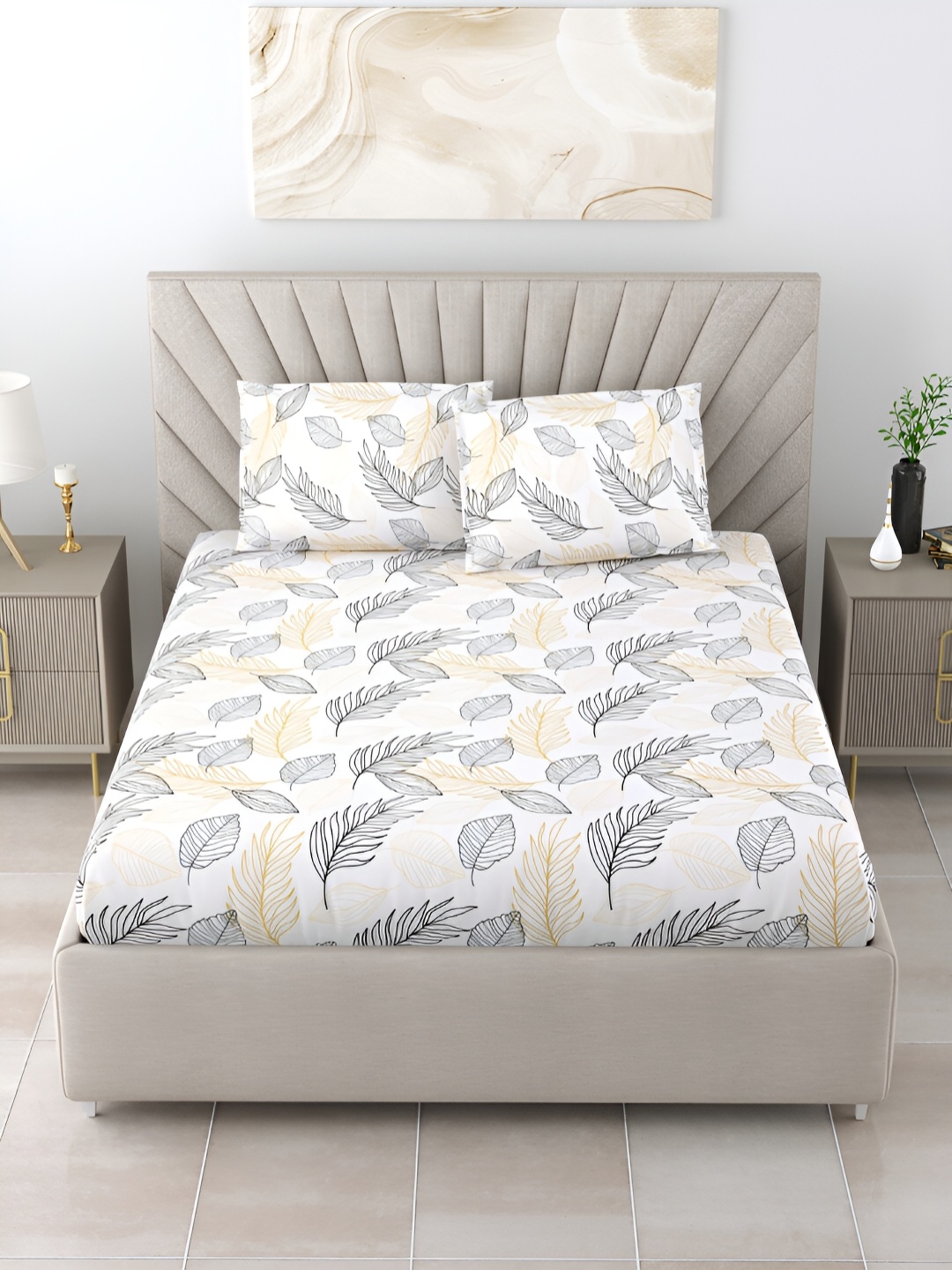 

BOMBAY DYEING Beige & Black Floral Cotton 180 TC King Bedsheet with 2 Pillow Covers