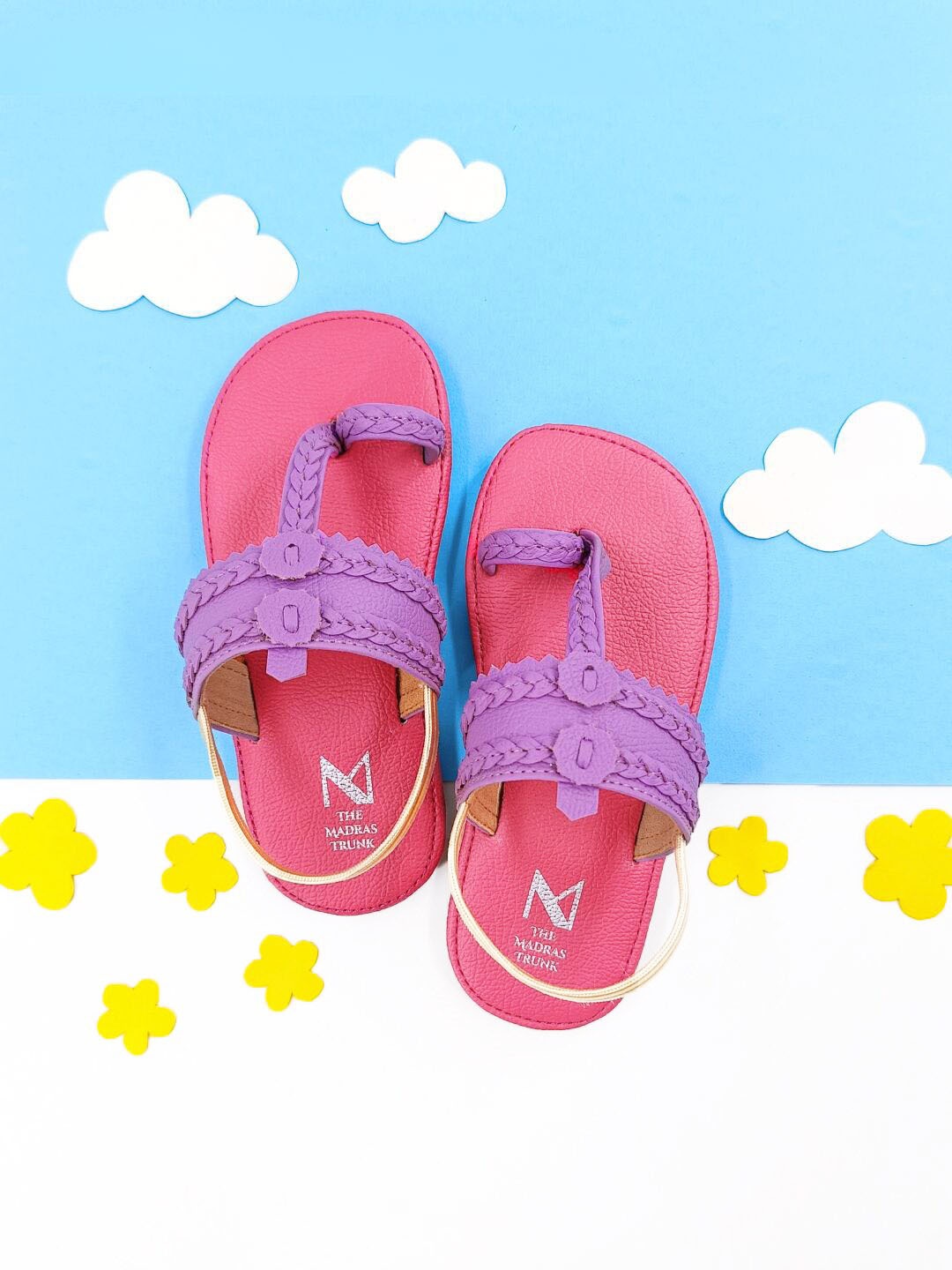 

THE MADRAS TRUNK Kids Backstrap One Toe Kolhapuri Flats, Pink