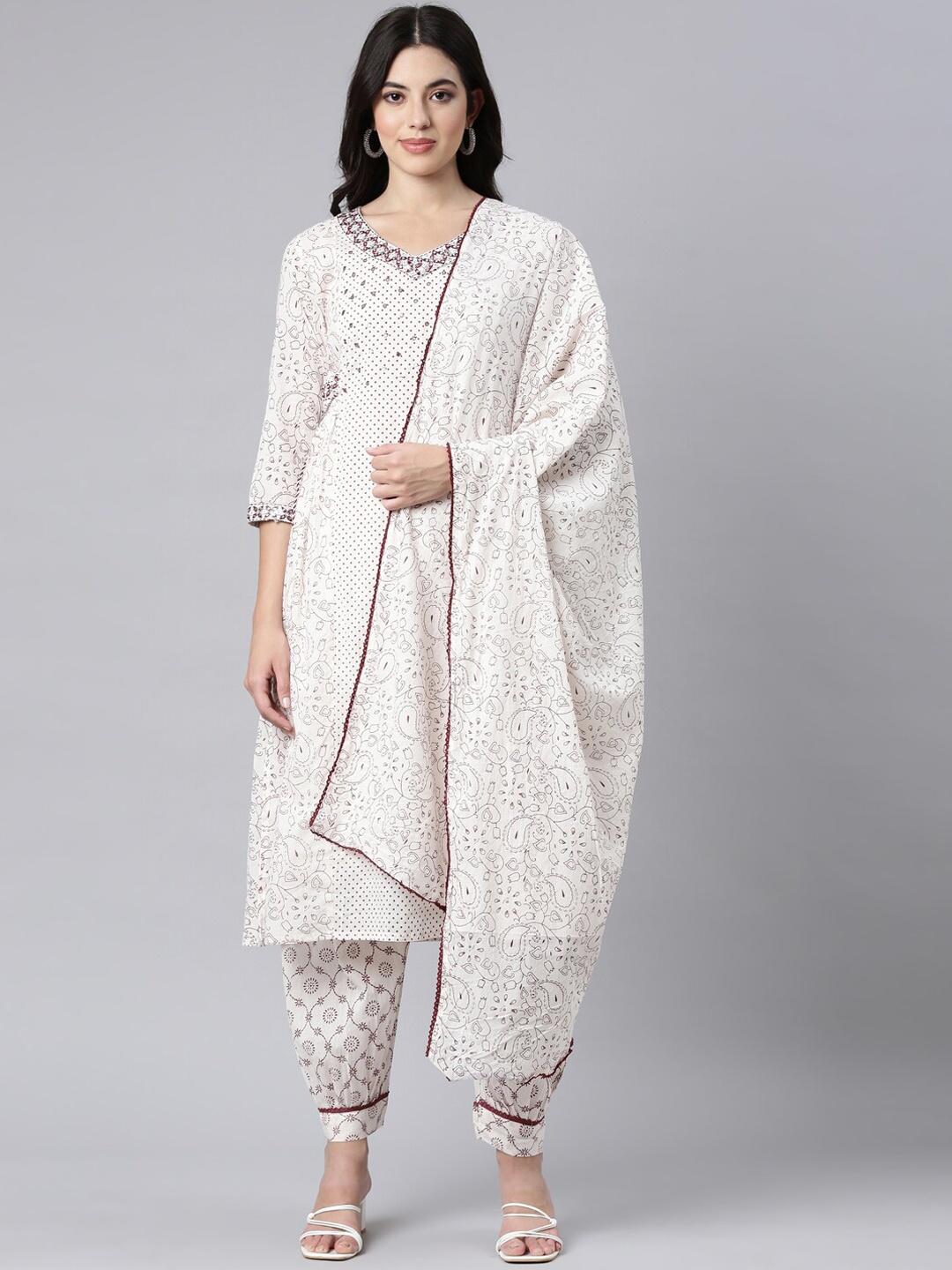 

Neerus Ethnic Printed Regular Mirror Work A-line Kurta with Salwar & Dupatta, Off white