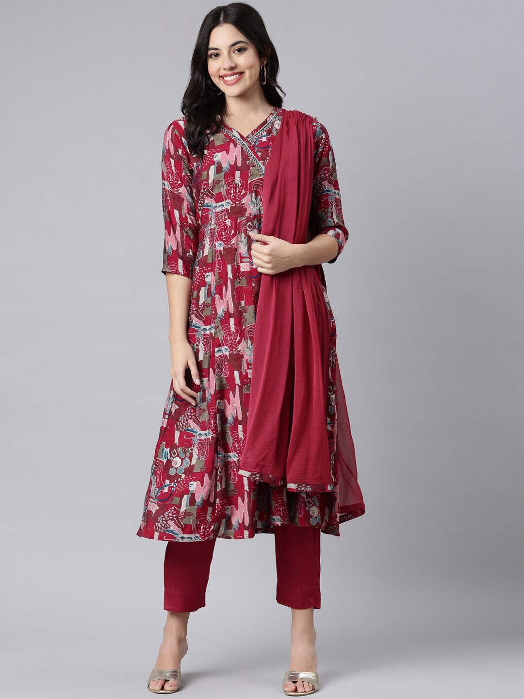 

Neerus Floral Printed Angrakha Mirror Work Kurta with Trousers & Dupatta, Magenta