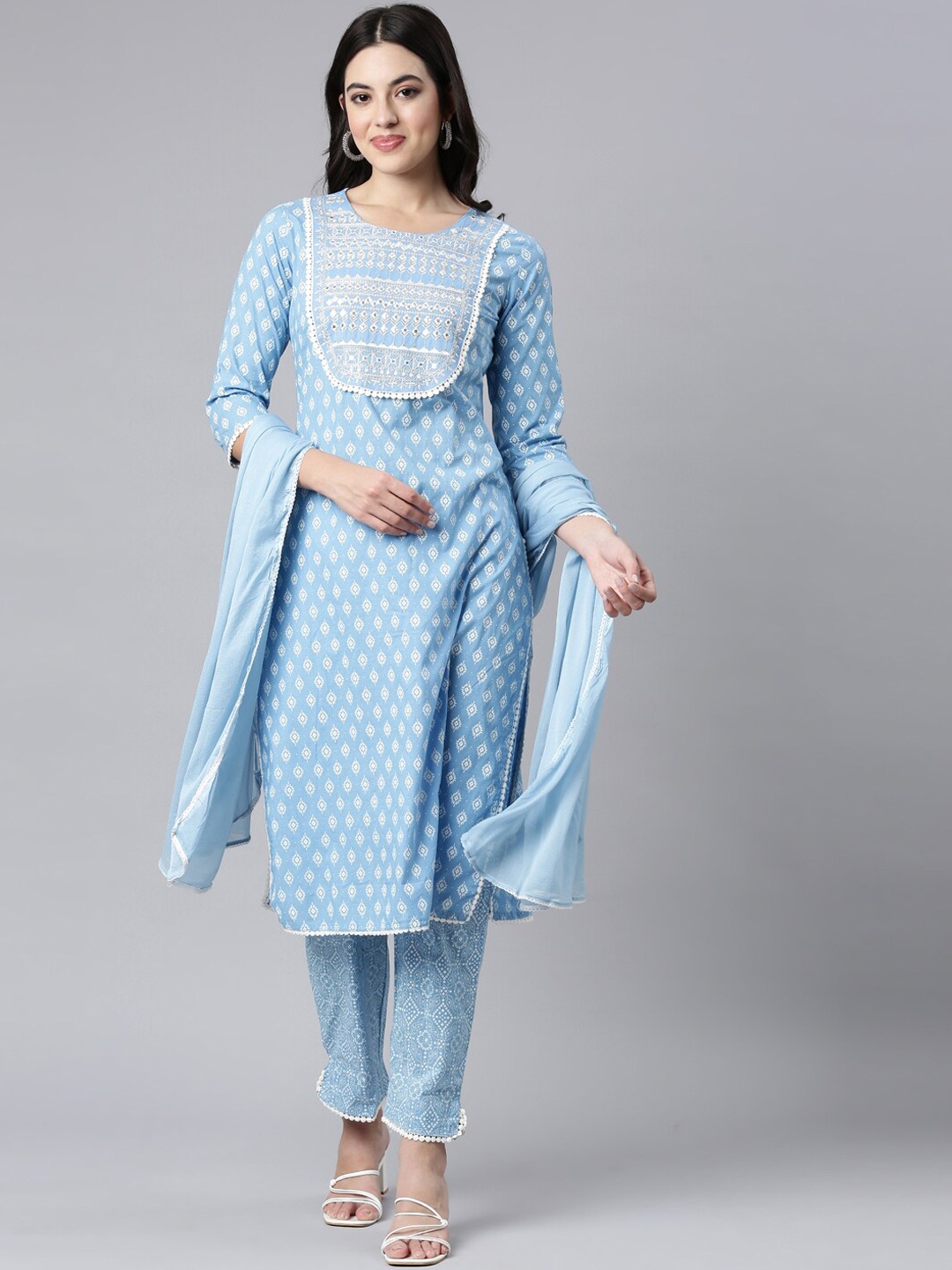 

Neerus Floral Printed Regular Mirror Work Kurta with Trousers & Dupatta, Blue