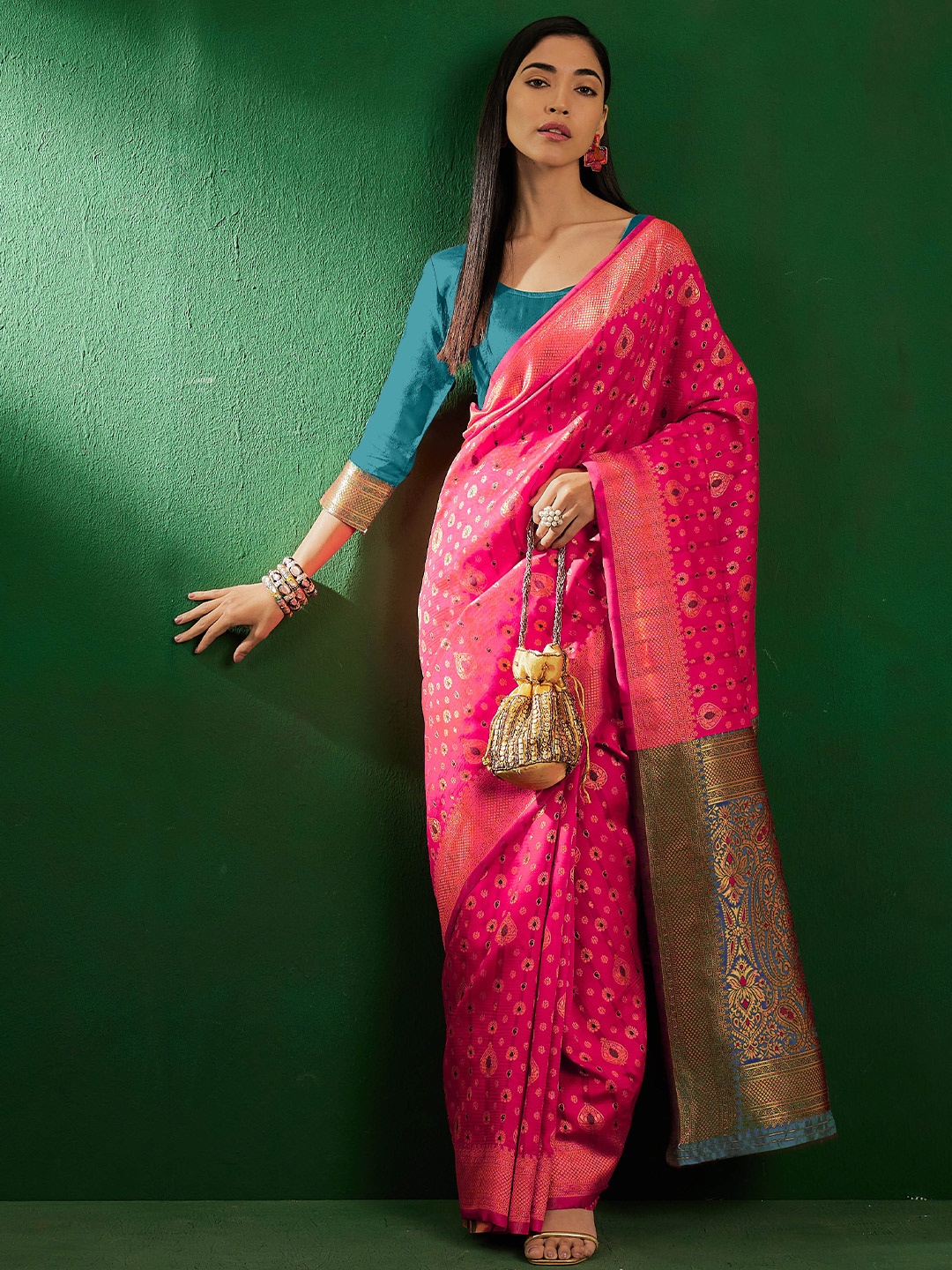

Sangria Ethnic Motifs Woven Design Zari Banarasi Silk Sarees, Pink