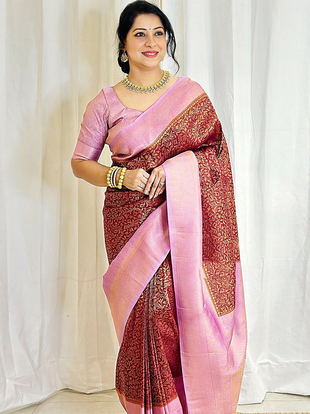 

Anjaneya Sarees Ethnic Motifs Woven Design Zari Banarasi Saree, Pink