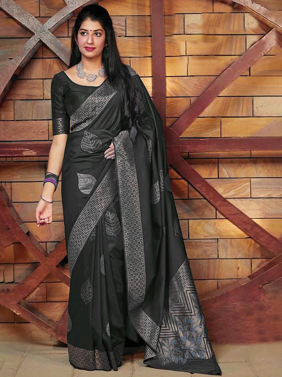 

Anjaneya Sarees Ethnic Motifs Zari Banarasi Saree, Black