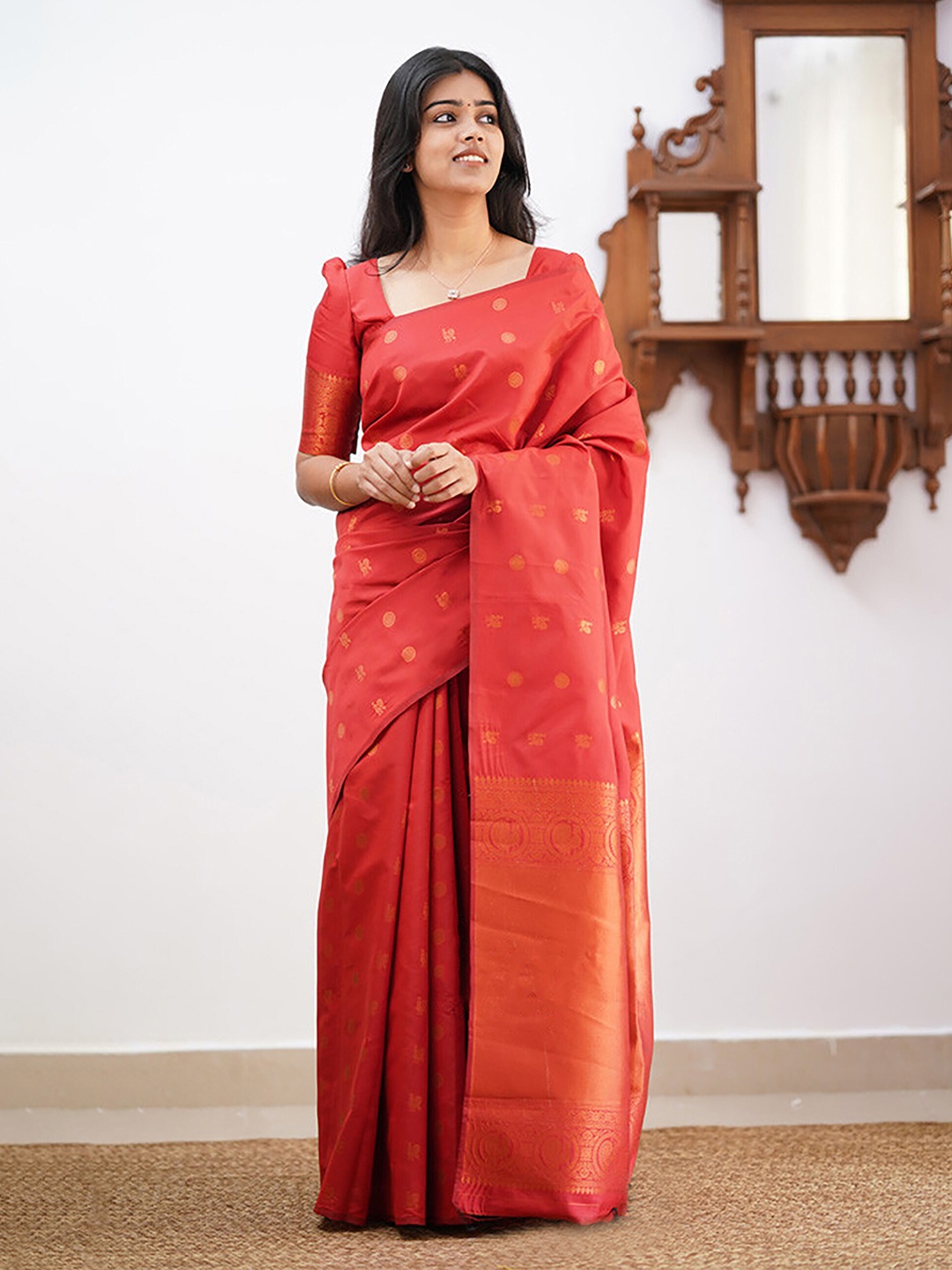 

Anjaneya Sarees Ethnic Motifs Woven Design Zari Banarasi Saree, Red