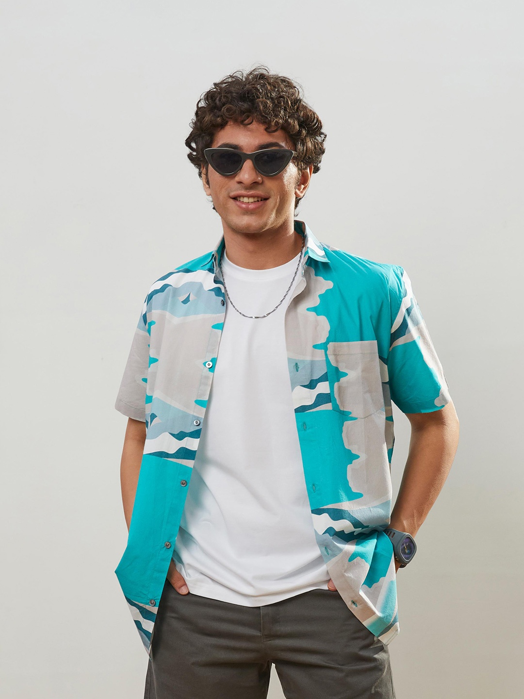 

CMGE Relaxed Abstract Printed Spread Collar Short Sleeves Cotton Casual Shirt, Blue