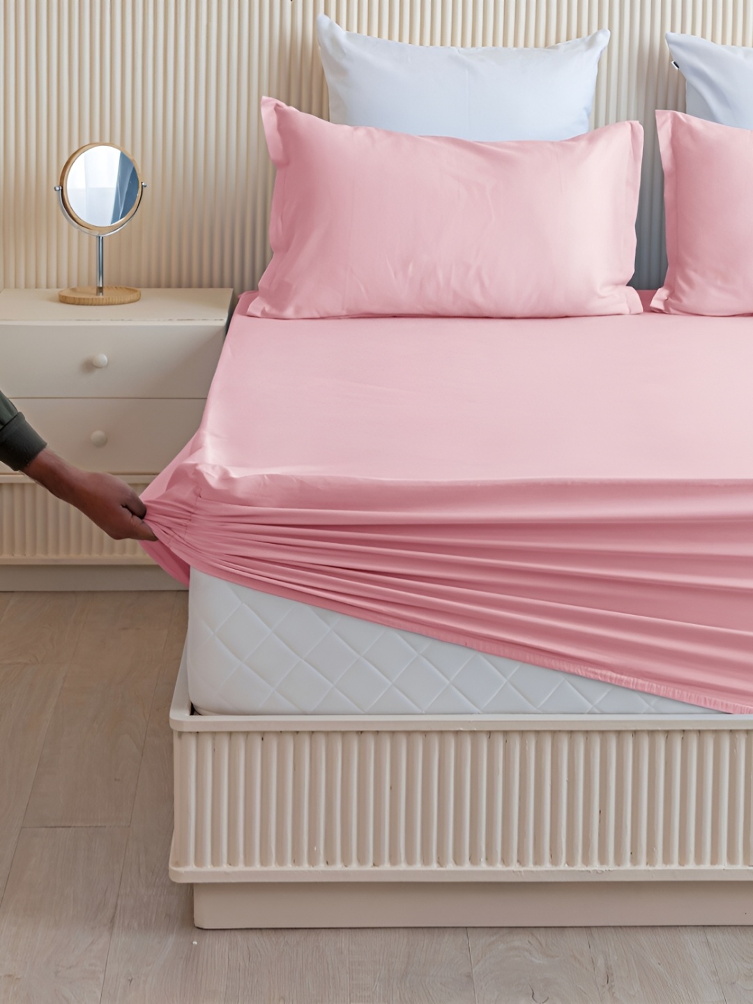 

HOMEMONDE Pink 210 TC Cotton King Fitted Bedsheet With 2 Pillow Covers