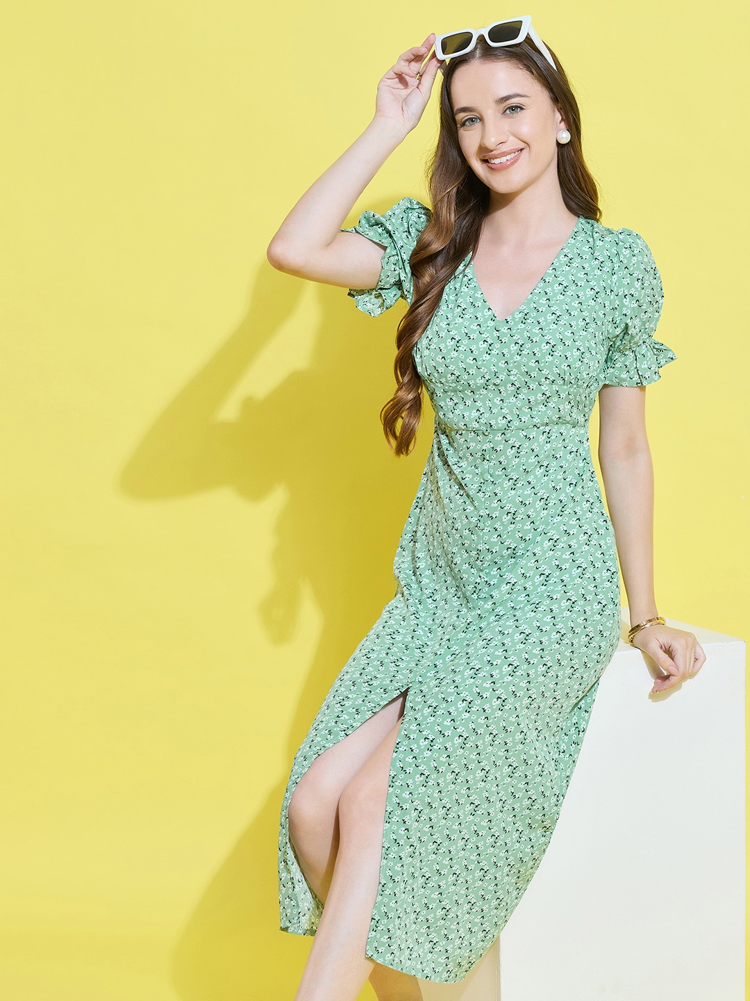 

ANVI Be Yourself Floral Print Puff Sleeve Crepe Fit & Flare Midi Dress, Green