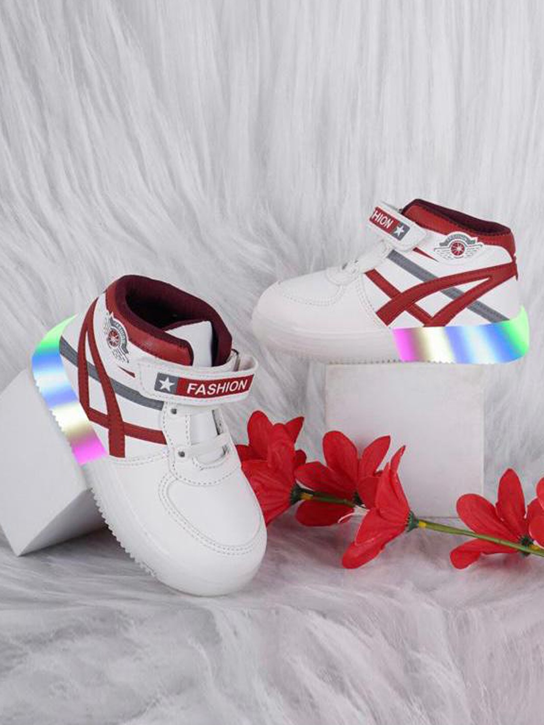 

BAESD Unisex Kids Colourblocked Round Toe Sneakers, Red
