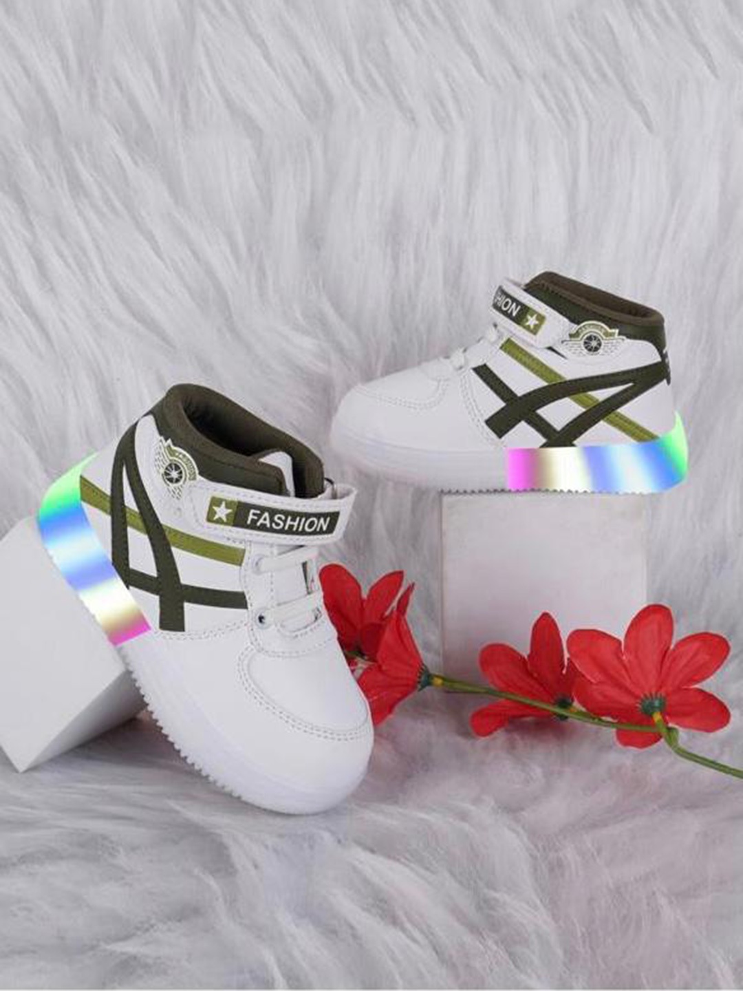 

BAESD Unisex Kids Colourblocked Sneakers, Green