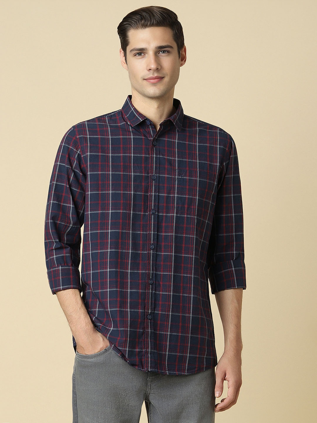 

Allen Solly Men Tartan Checks Opaque Checked Casual Shirt, Navy blue