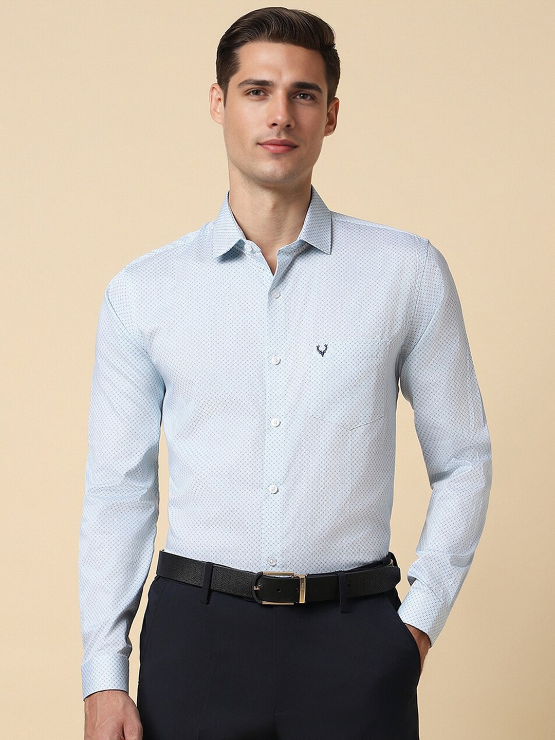 

Allen Solly Men Slim Fit Opaque Formal Shirt, Blue
