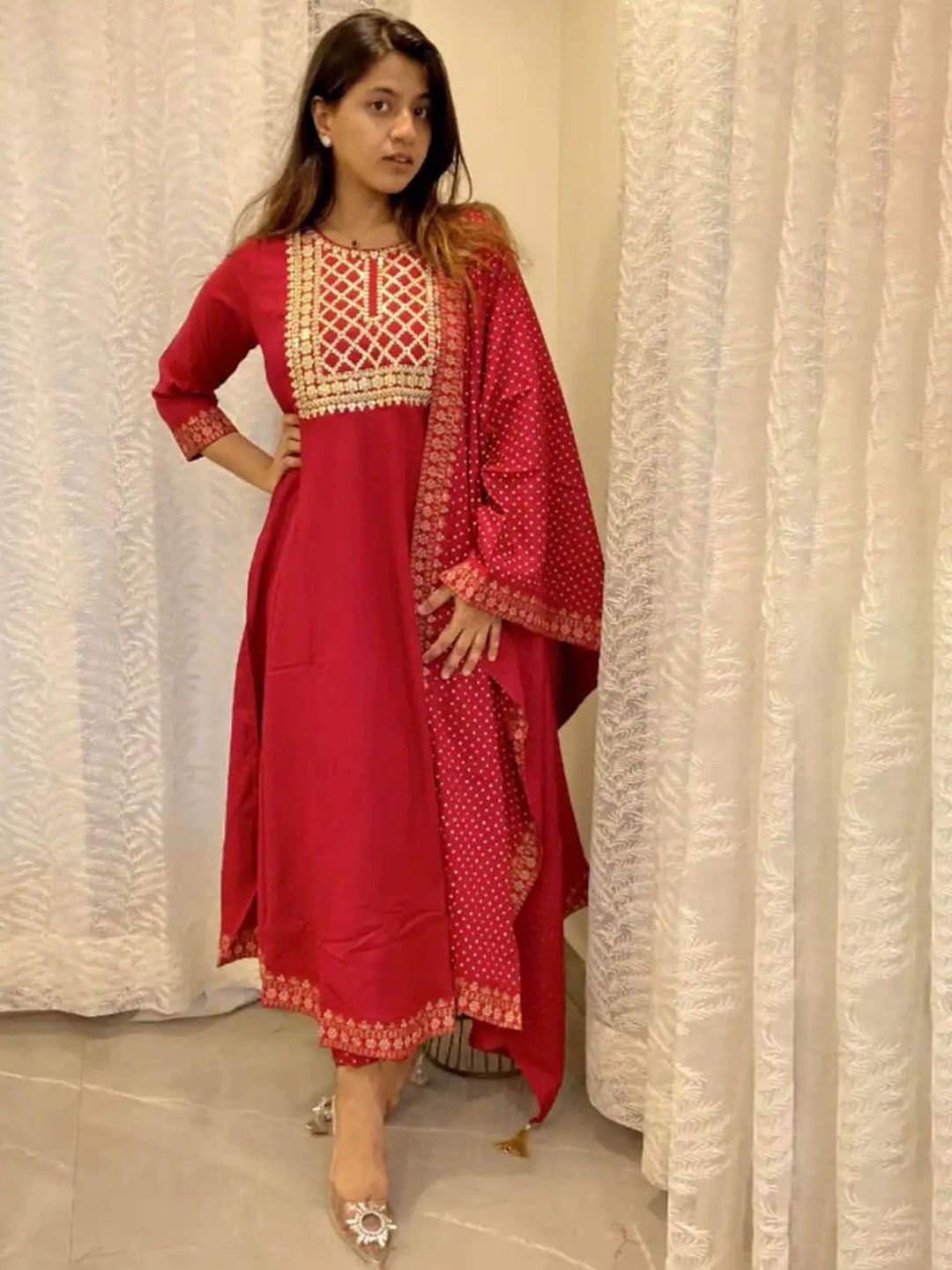 

SK2 Fashion Yoke Design Regular Thread Work Anarkali Kurta With Palazzos & Dupatta, Red