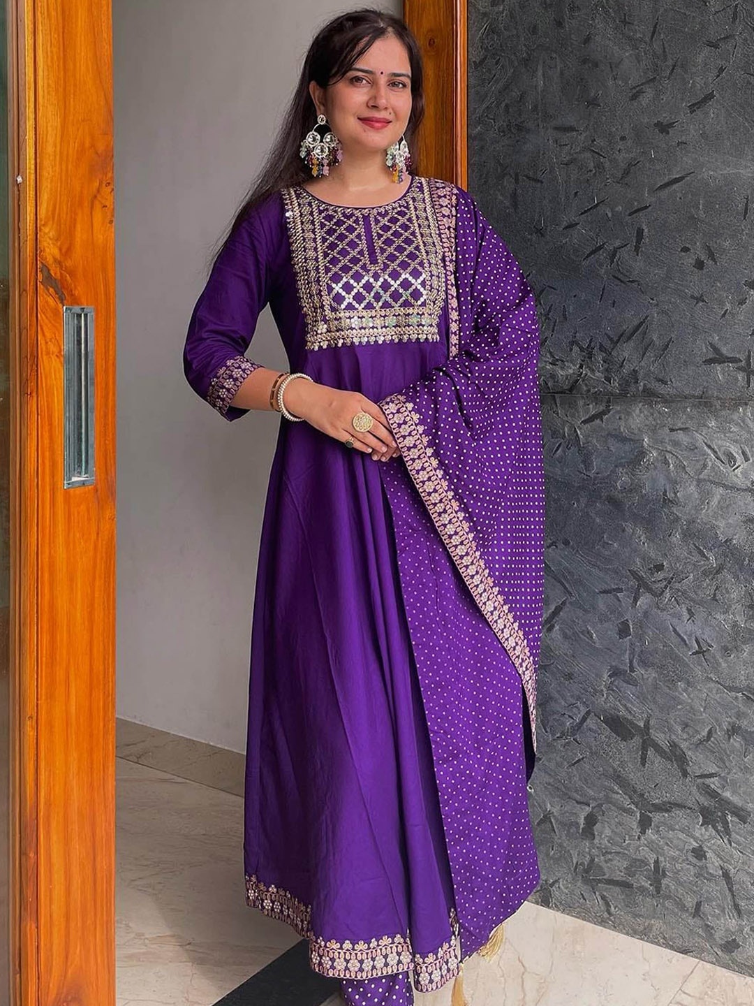 

SK2 Fashion Yoke Design Regular Sequinned Kurta with Palazzos & Dupatta, Purple