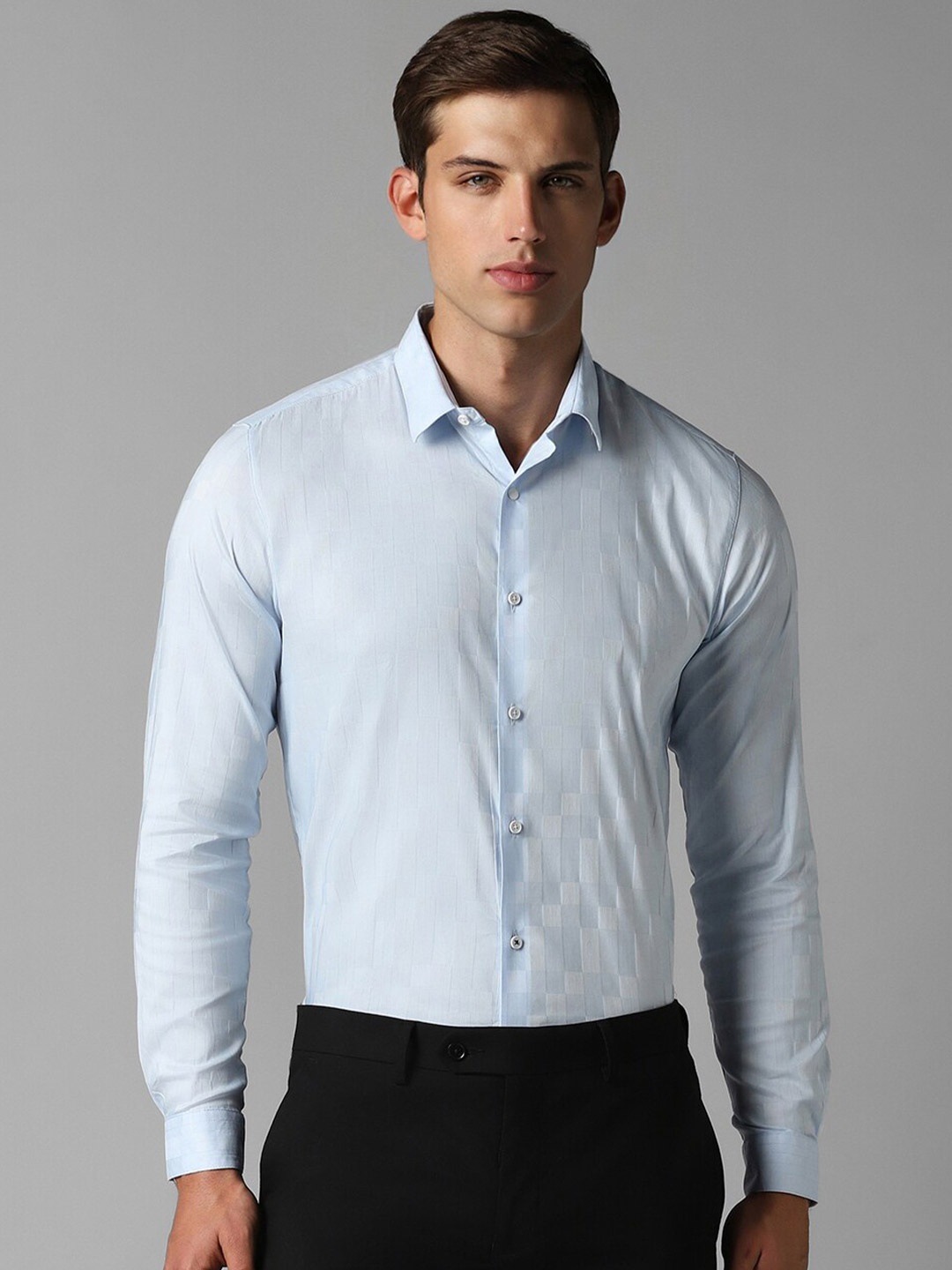 

Louis Philippe Sport Men Slim Fit Opaque Casual Shirt, Blue