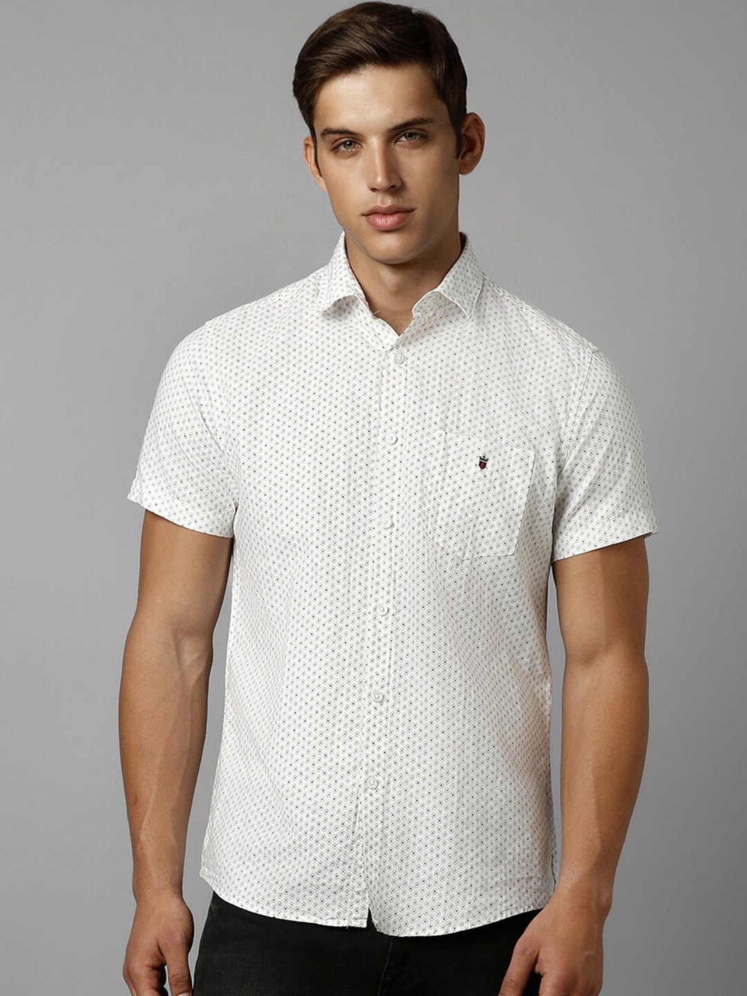 

Louis Philippe Sport Men Slim Fit Opaque Printed Casual Shirt, White