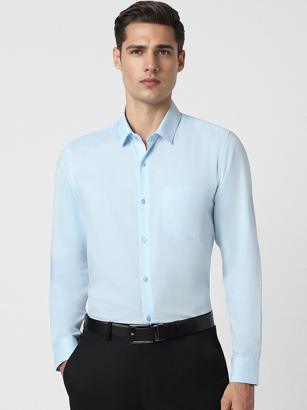 

Peter England Men Slim Fit Opaque Formal Shirt, Blue