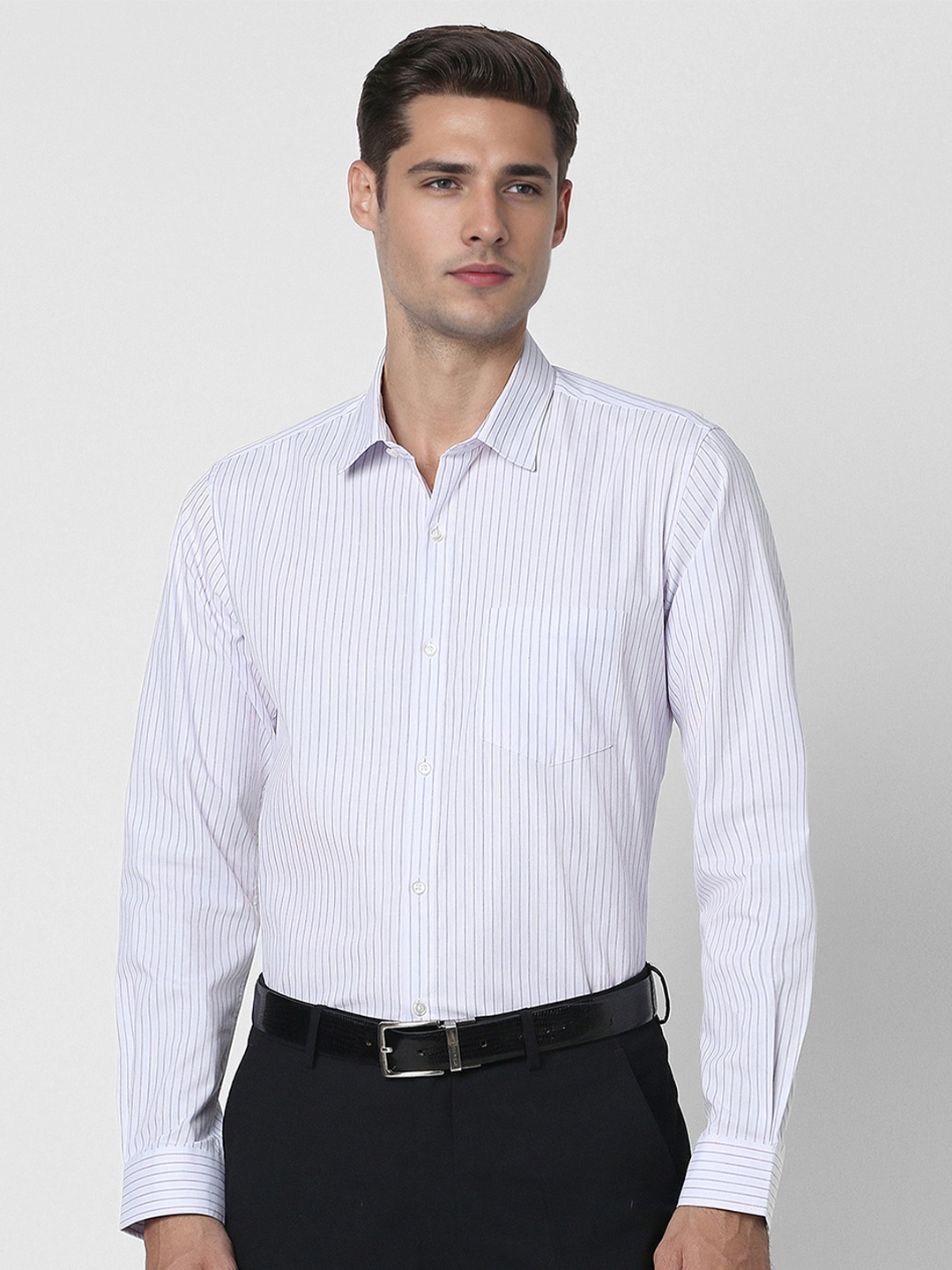 

Peter England Men Slim Fit Opaque Striped Formal Shirt, White