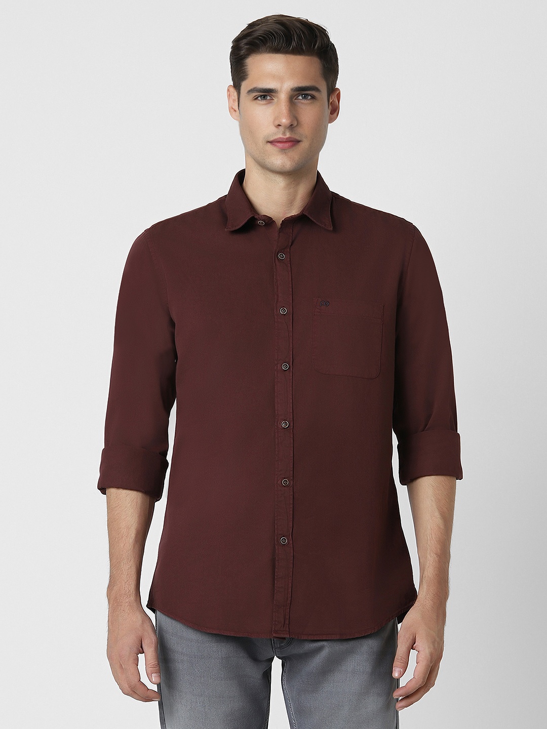 

Peter England Casuals Men Slim Fit Opaque Casual Shirt, Maroon