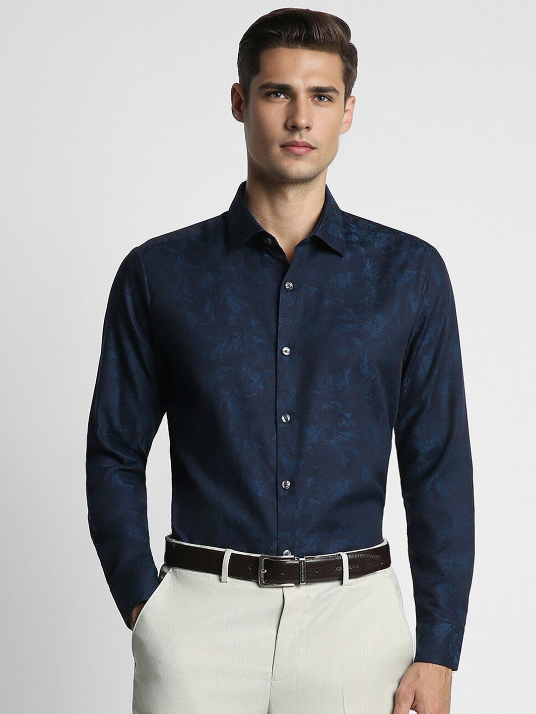 

Peter England Elite Slim Fit Floral Printed Spread Collar Long Sleeves Formal Shirt, Navy blue