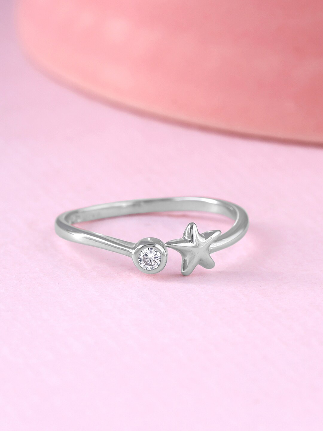 

GIVA 925 Sterling Silver Rhodium-Plated Stones-Studded Finger Ring