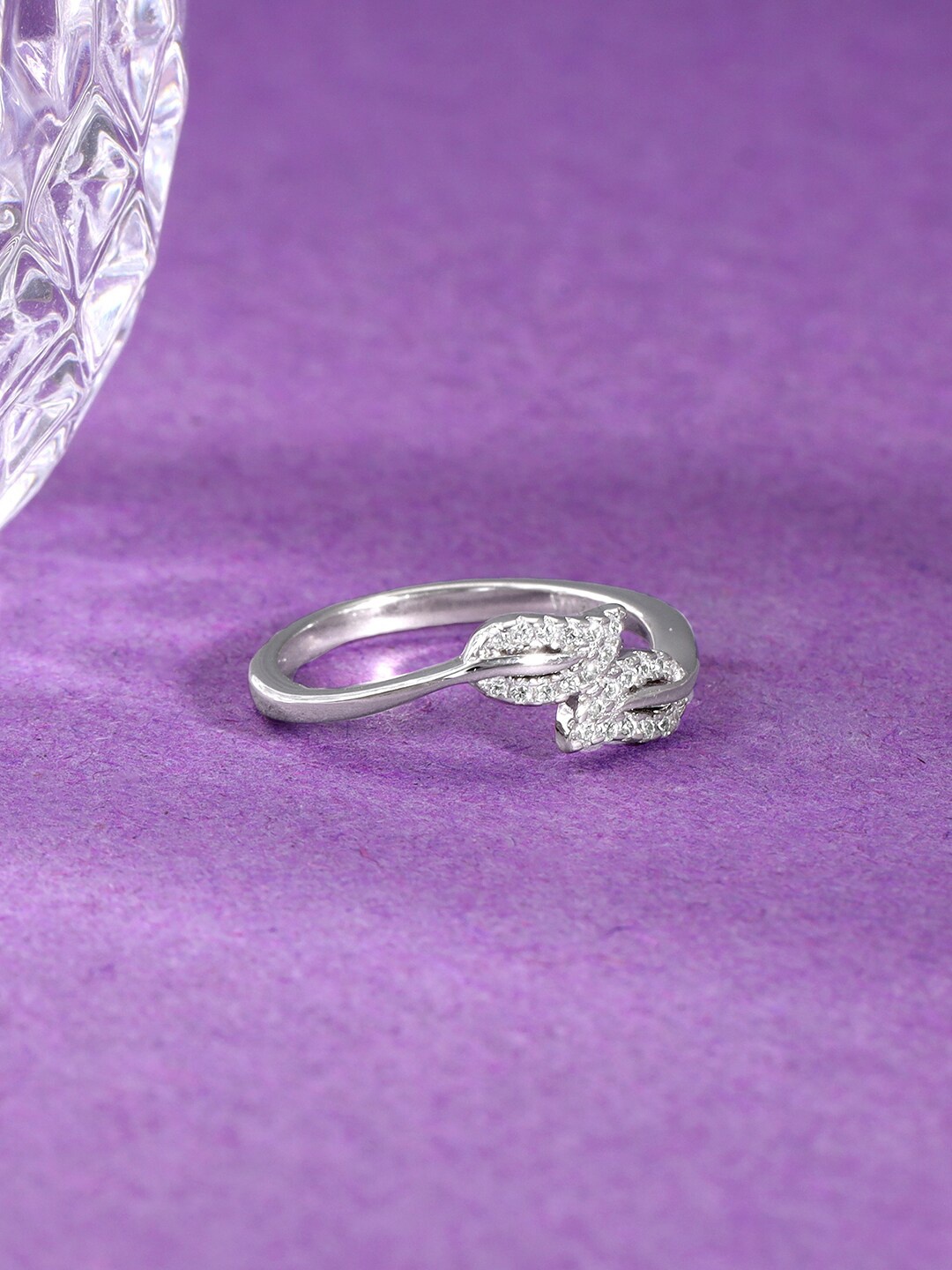 

GIVA 925 Sterling Silver Rhodium Plated Finger Ring