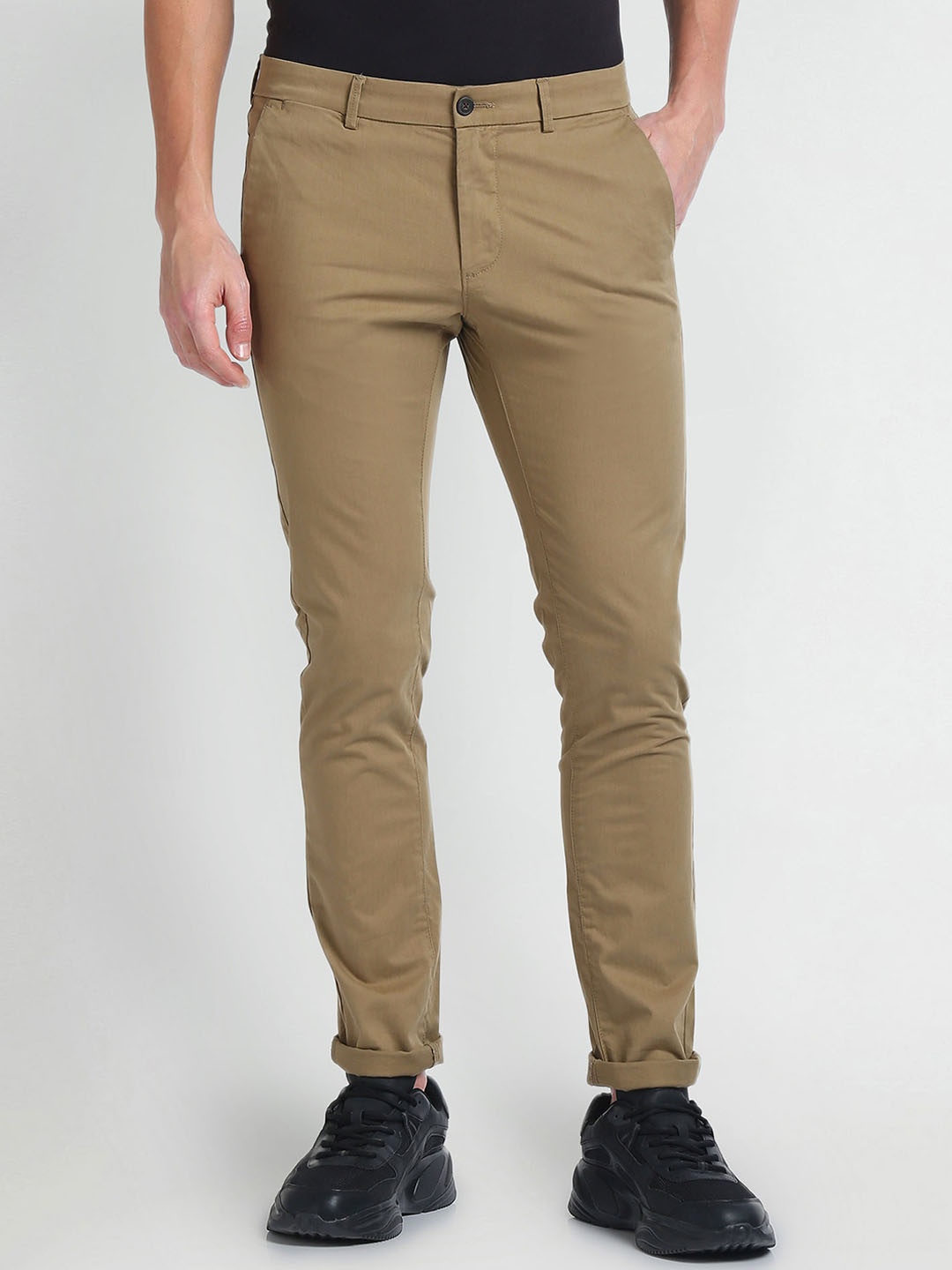 

Arrow Sport Men Slim Fit Low-Rise Trousers, Khaki