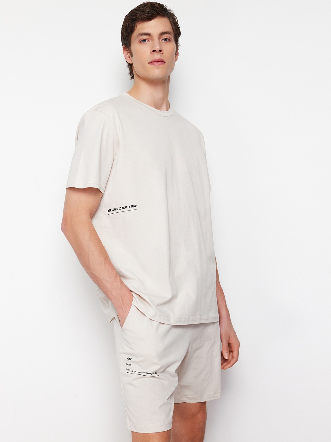 

Trendyol Men T-shirt With Shorts, Beige