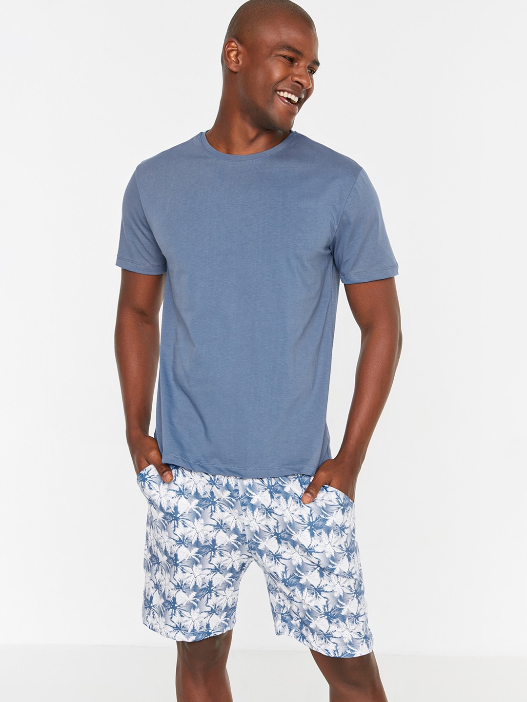

Trendyol Tropical Printed Pure Cotton T-shirt With Shorts, Blue