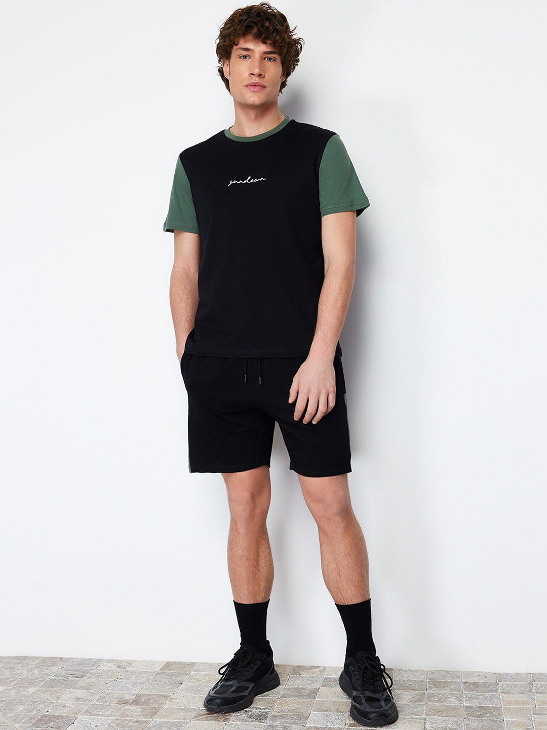 

Trendyol Typography Printed Pure Cotton T-shirt With Shorts, Black