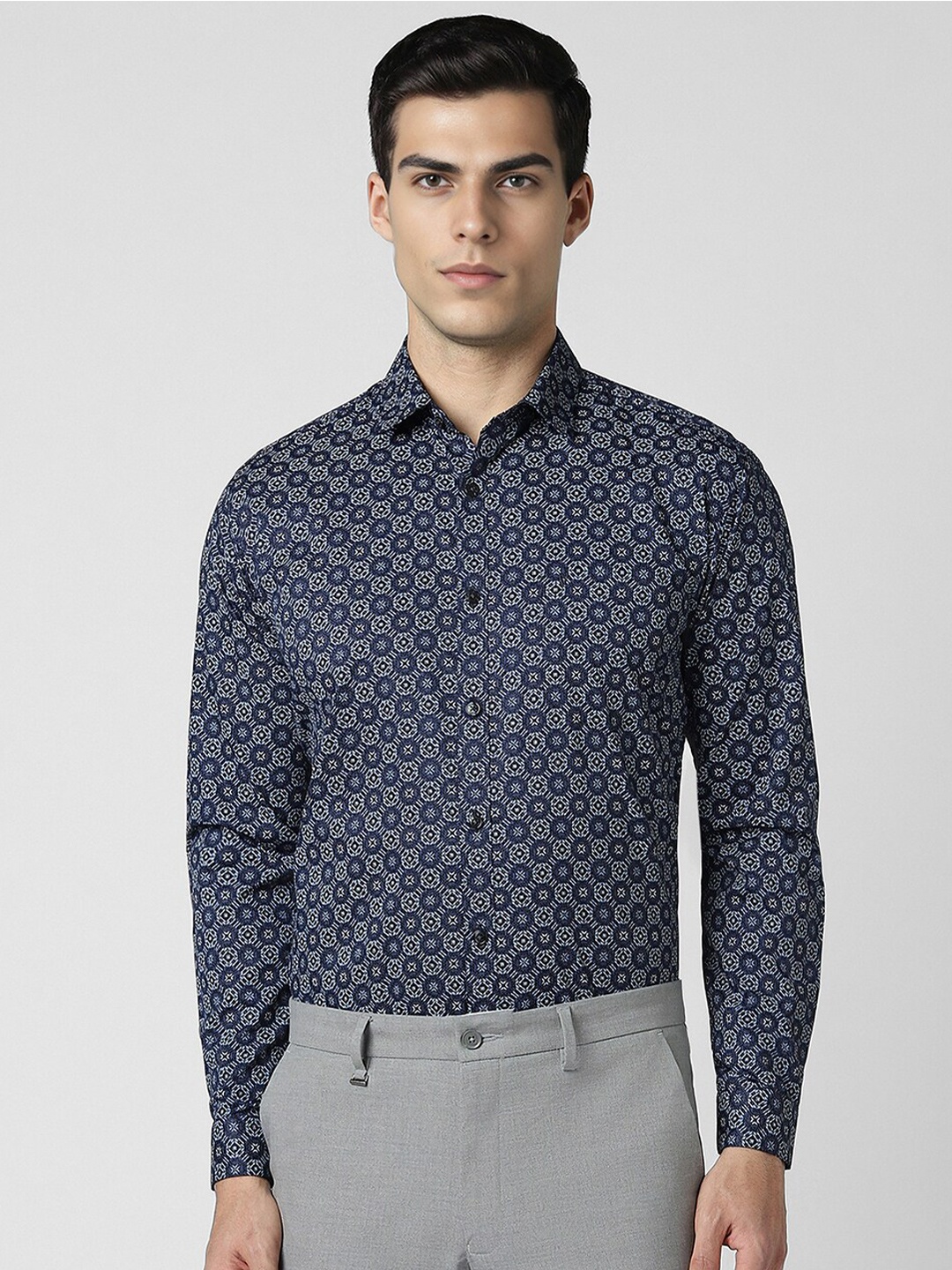 

V Dot Men Slim Fit Floral Opaque Printed Party Shirt, Navy blue