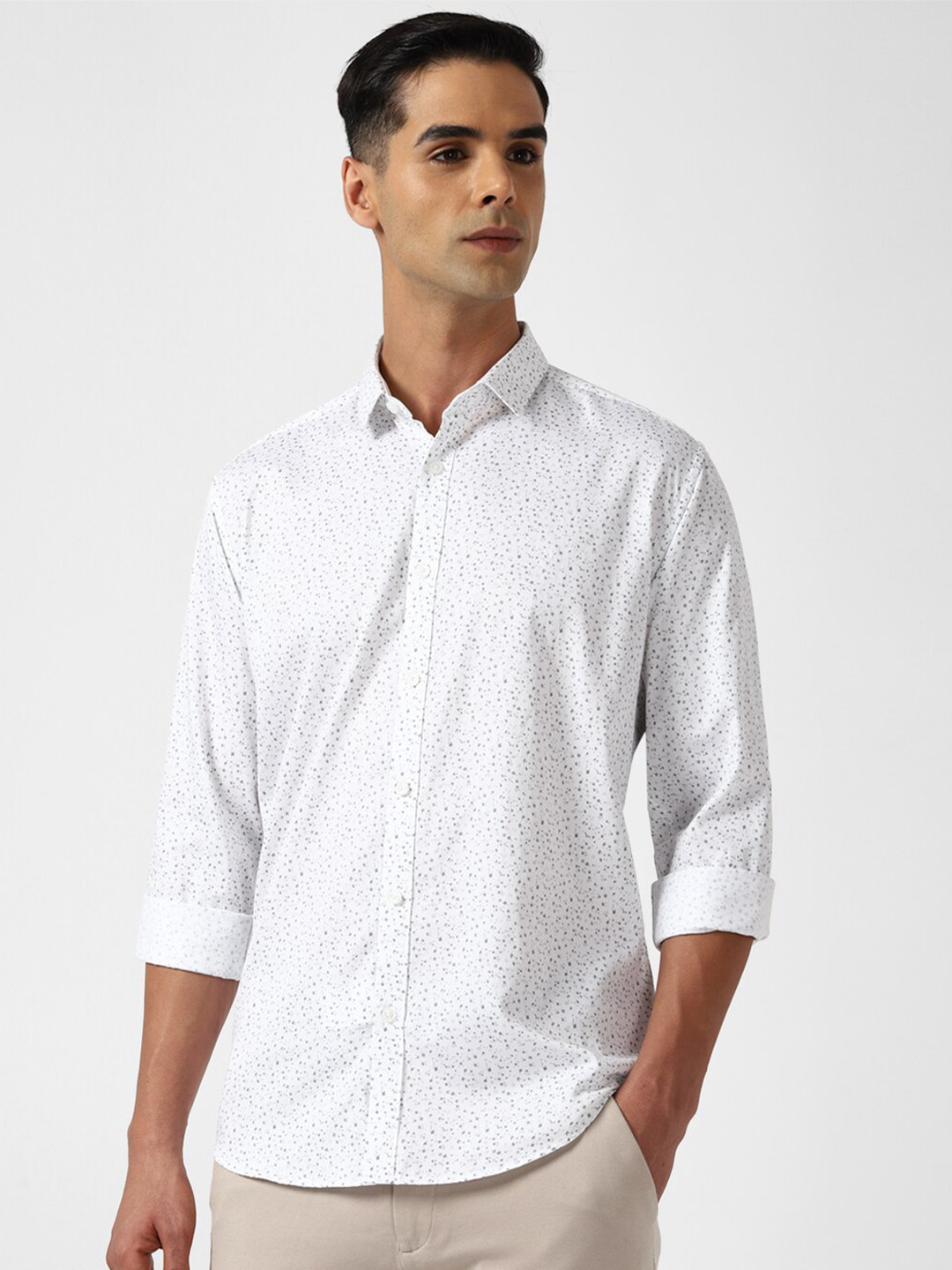 

V Dot Men Slim Fit Opaque Printed Party Shirt, White