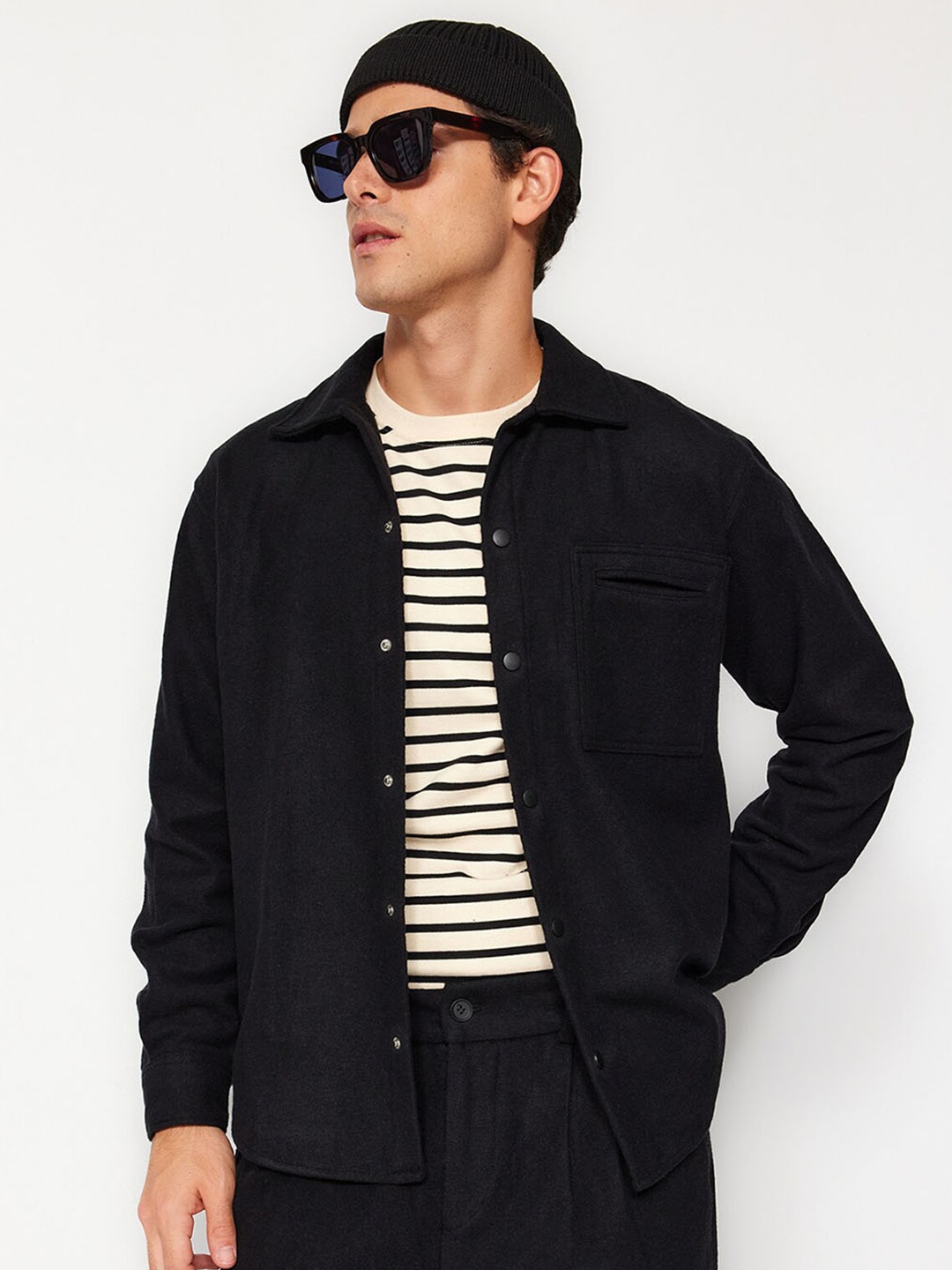 

Trendyol Spread Collar Casual Shirt, Black