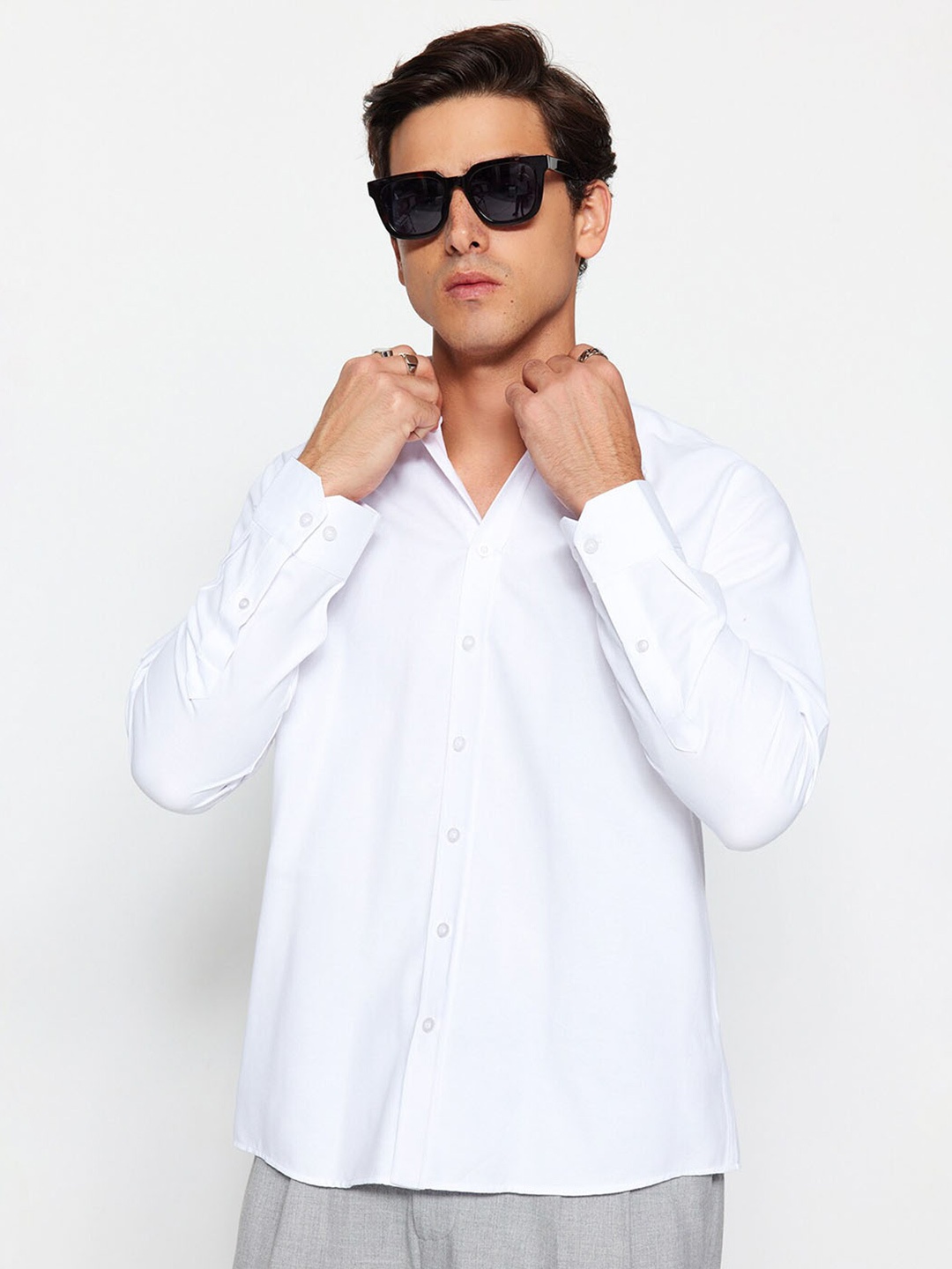 

Trendyol Button-Down Collar Regular Fit Casual Shirt, White