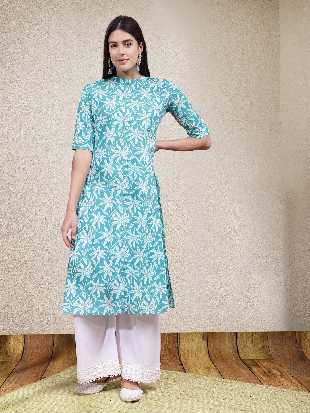 Stylum Women Ethnic Motifs Printed Thread Work Floral Kurta, Turquoise blue