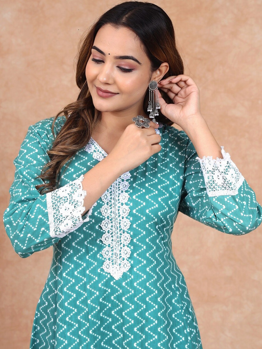 

Sangria Chevron Printed Pure Cotton A-Line Kurta With Trousers, Turquoise blue