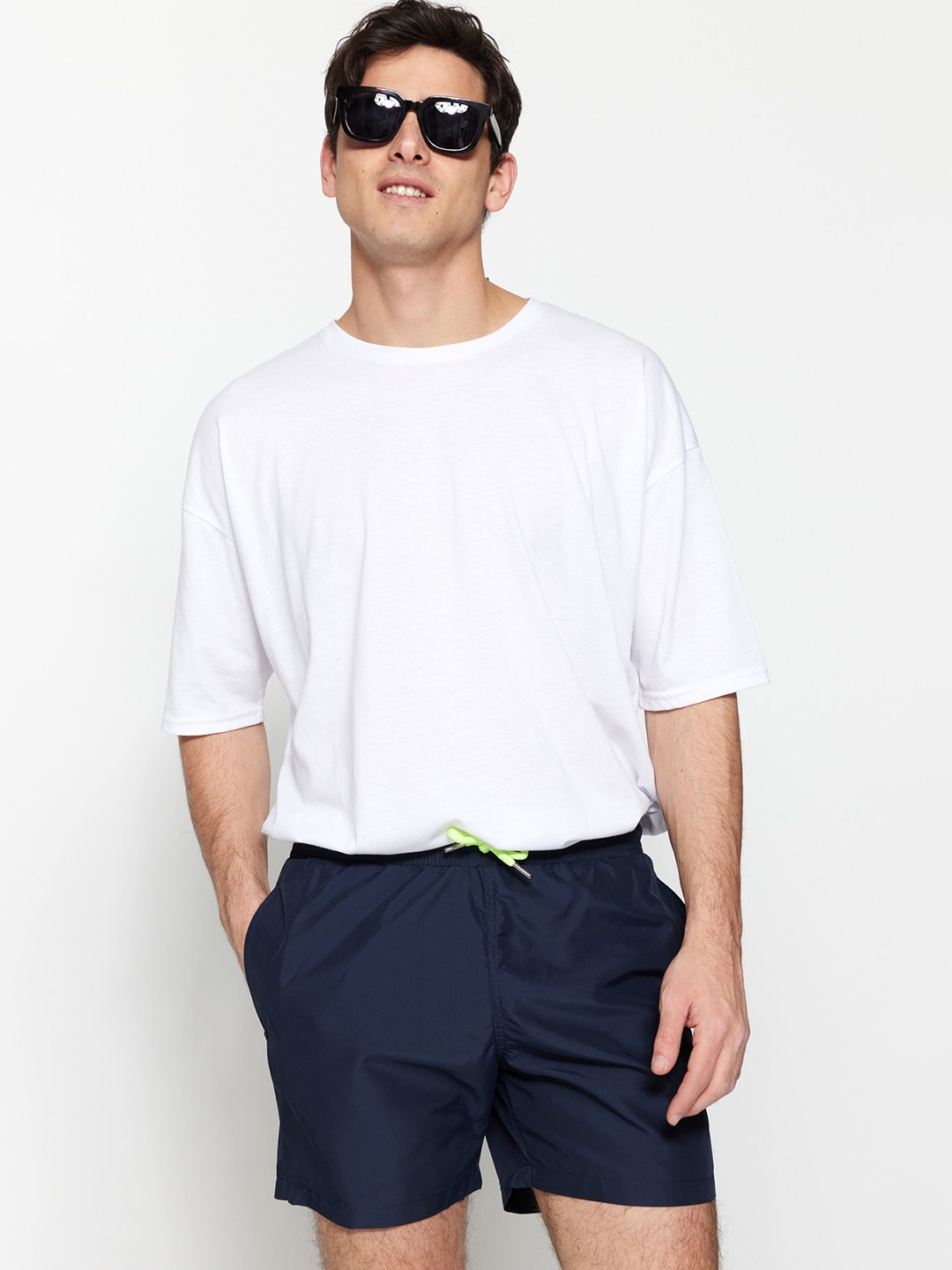 

Trendyol Men Sports Shorts, Na