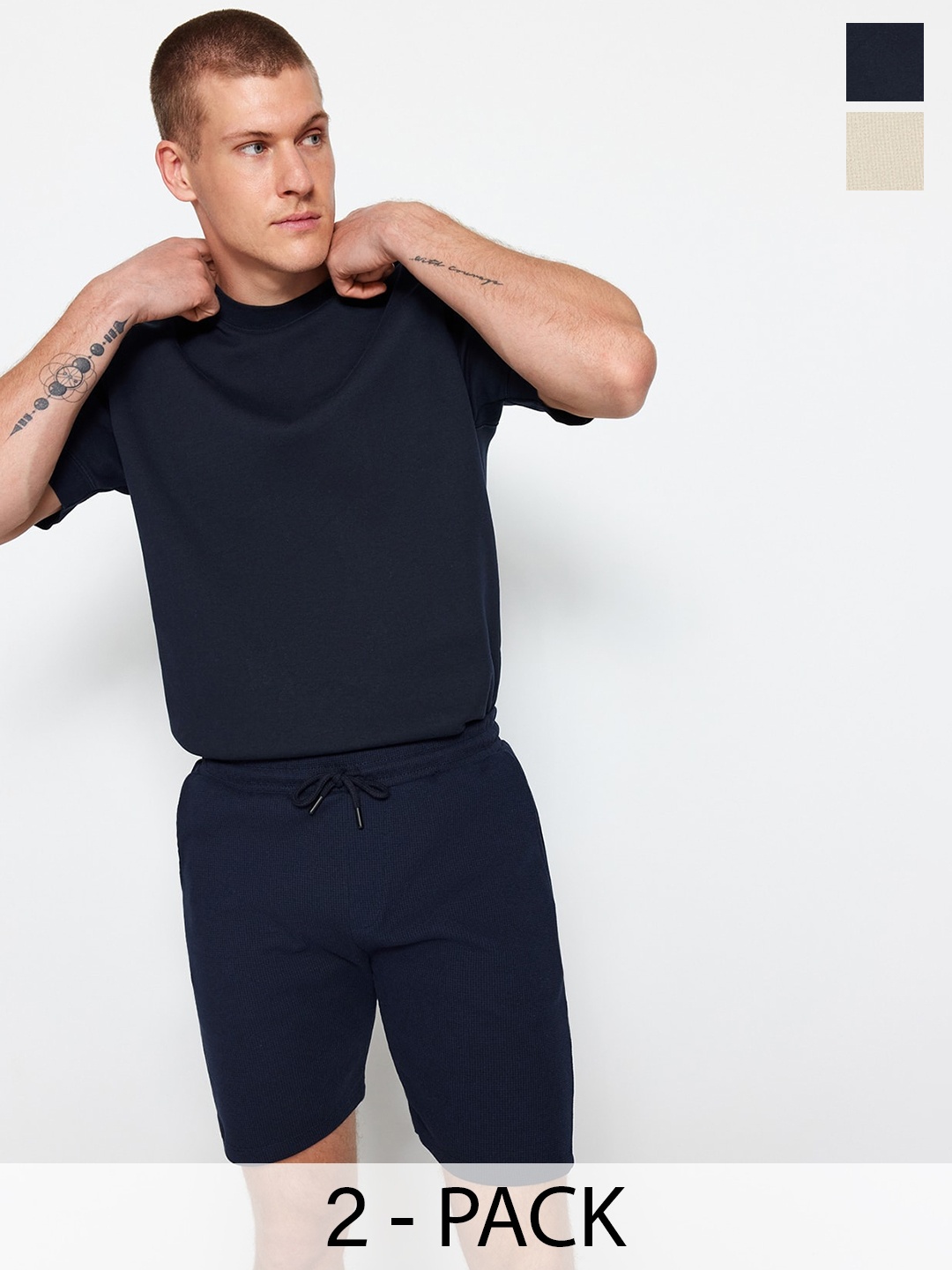

Trendyol Men Shorts, Na