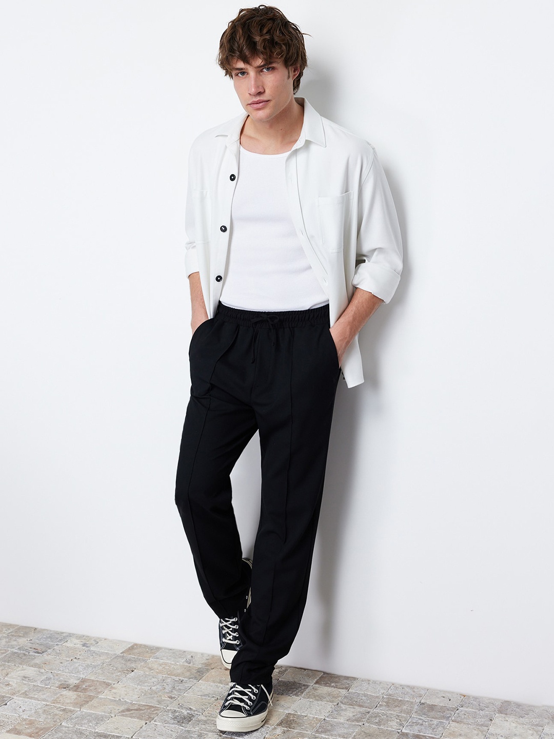 

Trendyol Men Trousers, Black