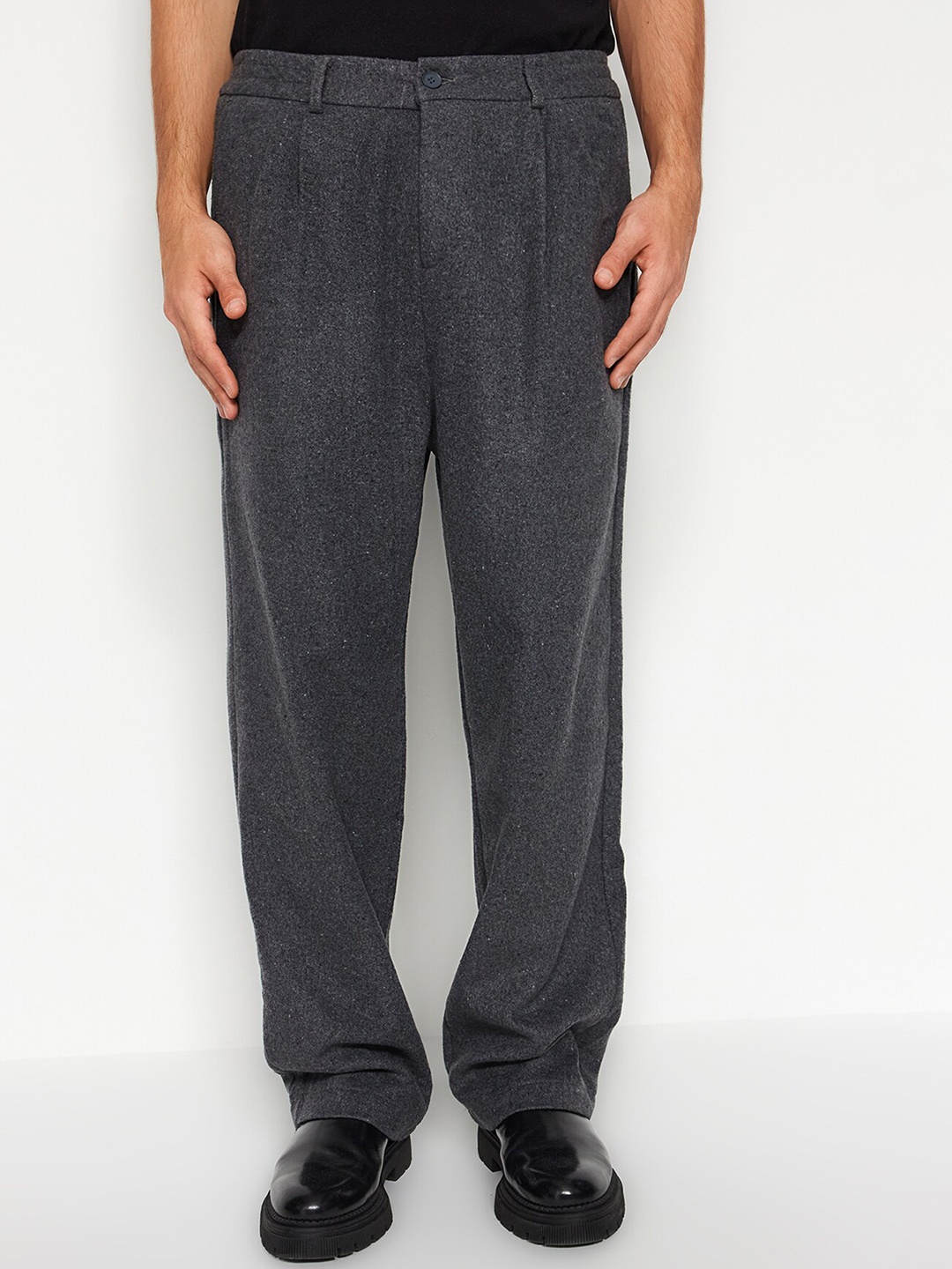 

Trendyol Men Trousers, Grey
