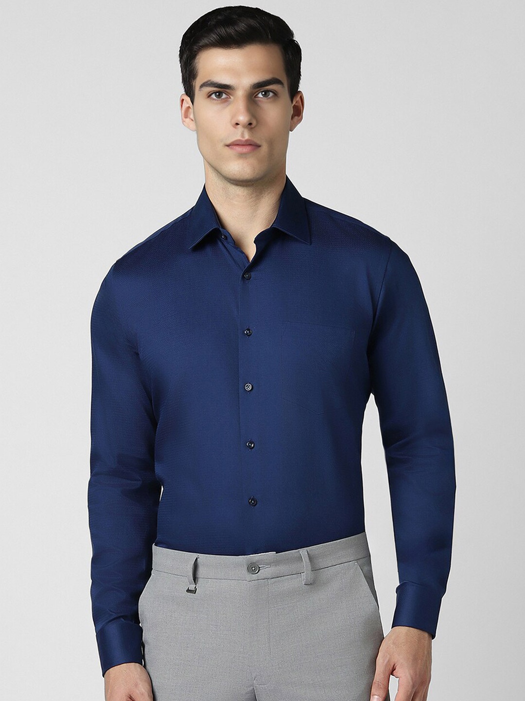 

Van Heusen Slim Fit Opaque Cotton Shirt, Navy blue