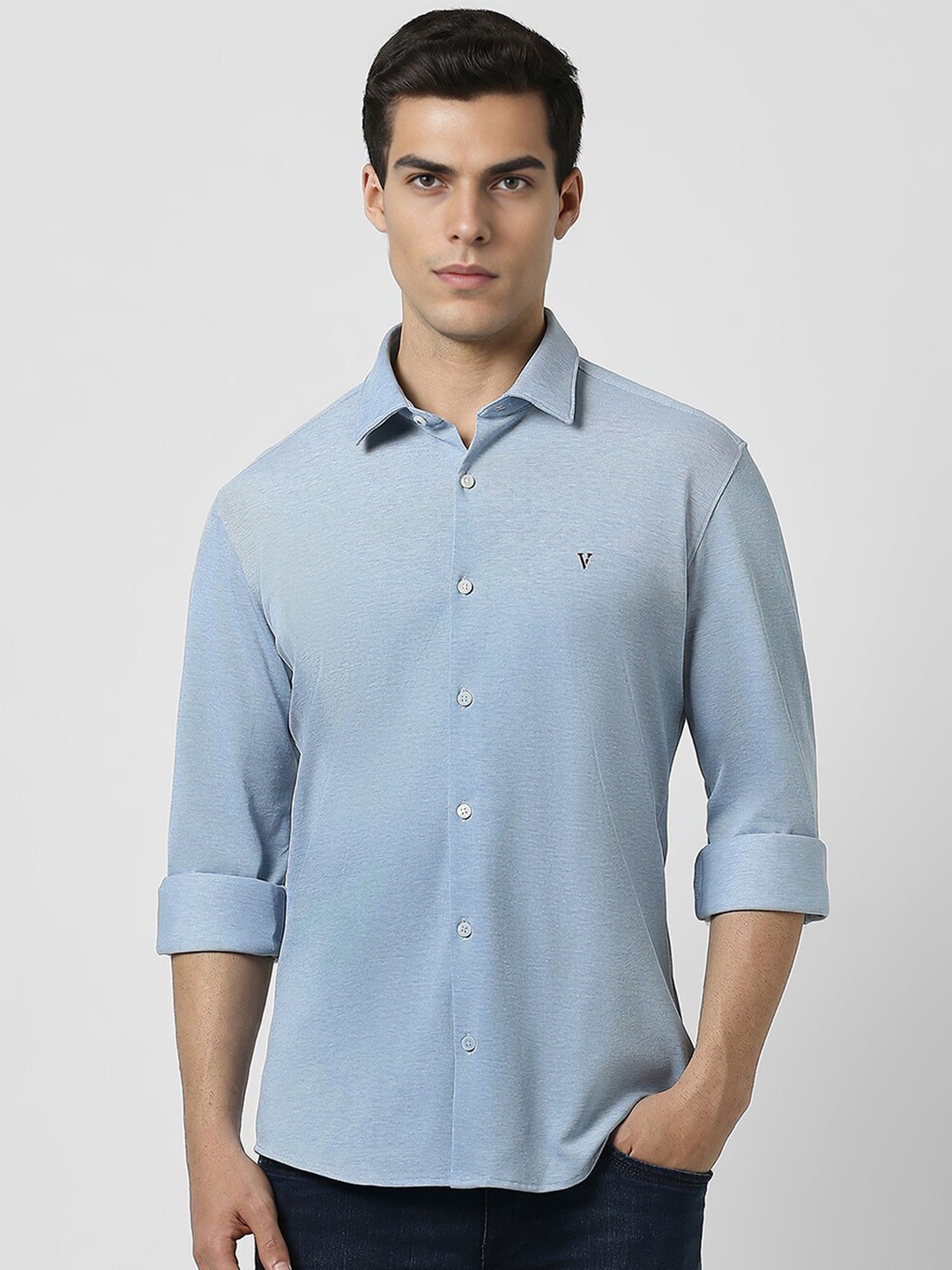 

Van Heusen Sport Spread Collar Slim Fit Cotton Opaque Casual Shirt, Blue