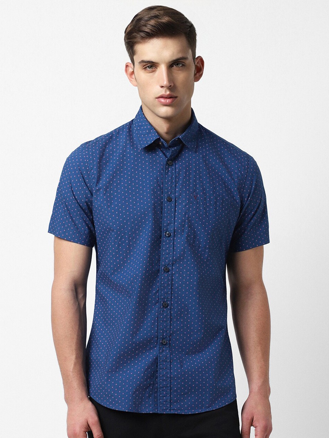 

Van Heusen Sport Spread Collar Cotton Slim Fit Opaque Printed Casual Shirt, Blue