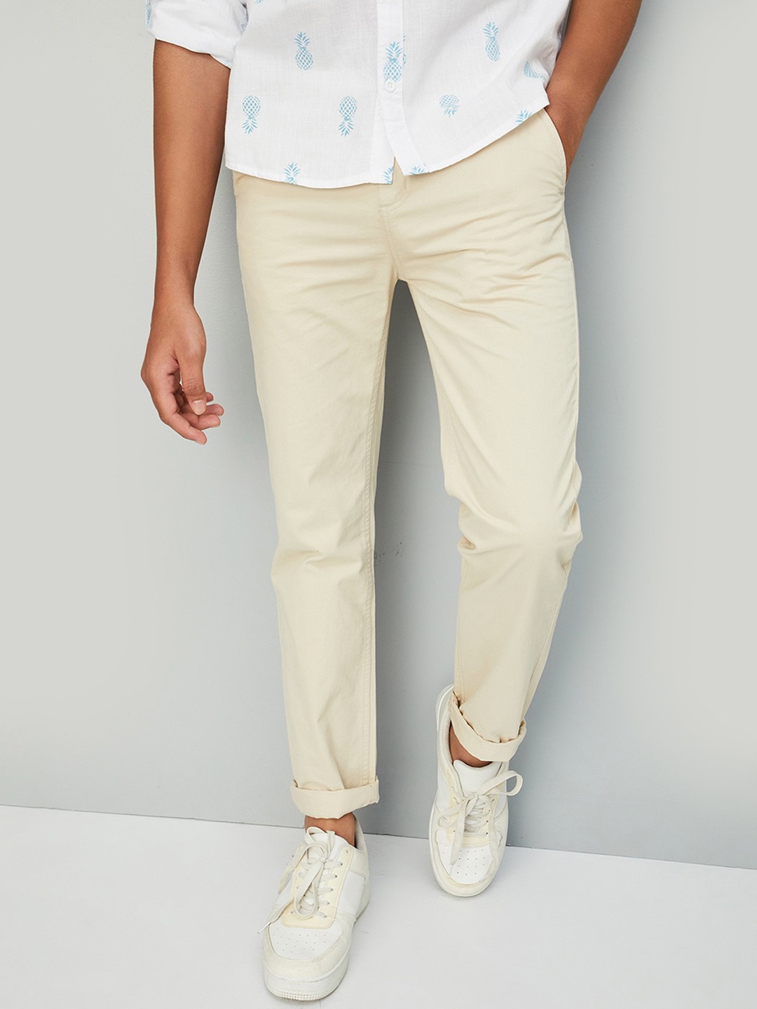 

max Boys Regular Fit Chinos Trousers, Beige