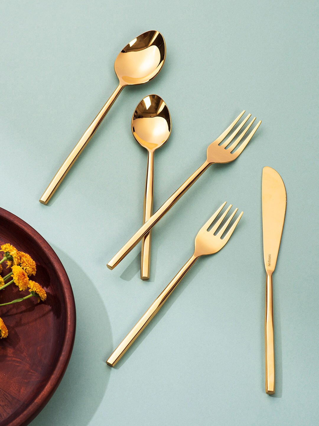

nestroots 5 Pcs Cutlery With Stylish Handles, Gold